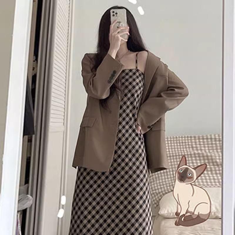 Plain Blazer / Spaghetti Strap Plaid Midi A-Line Dress Product Image