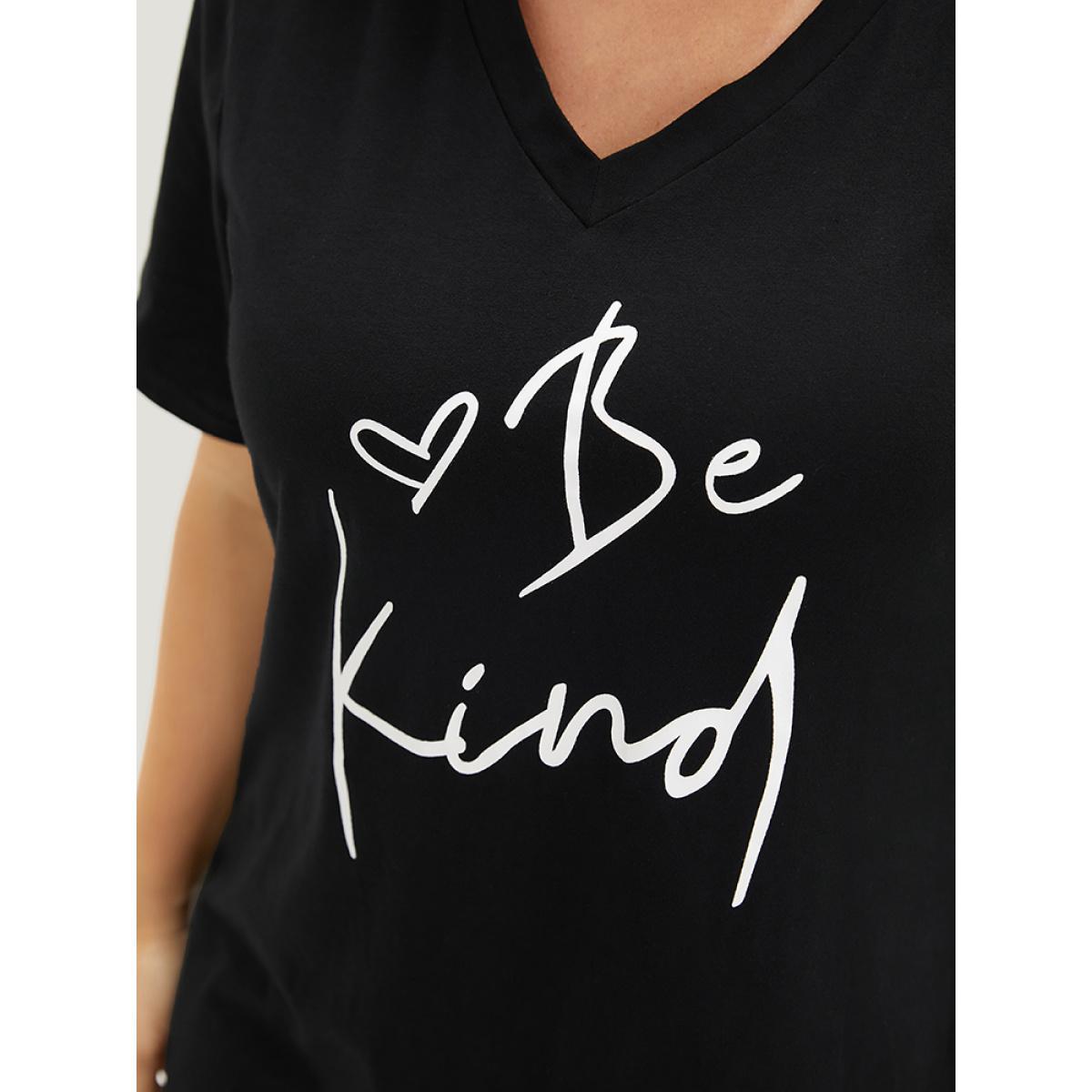 Plus Size Letter & Heart Print V Neck T-shirt Black Women Casual Letter Dailywear T-shirts BloomChic 10/M Product Image