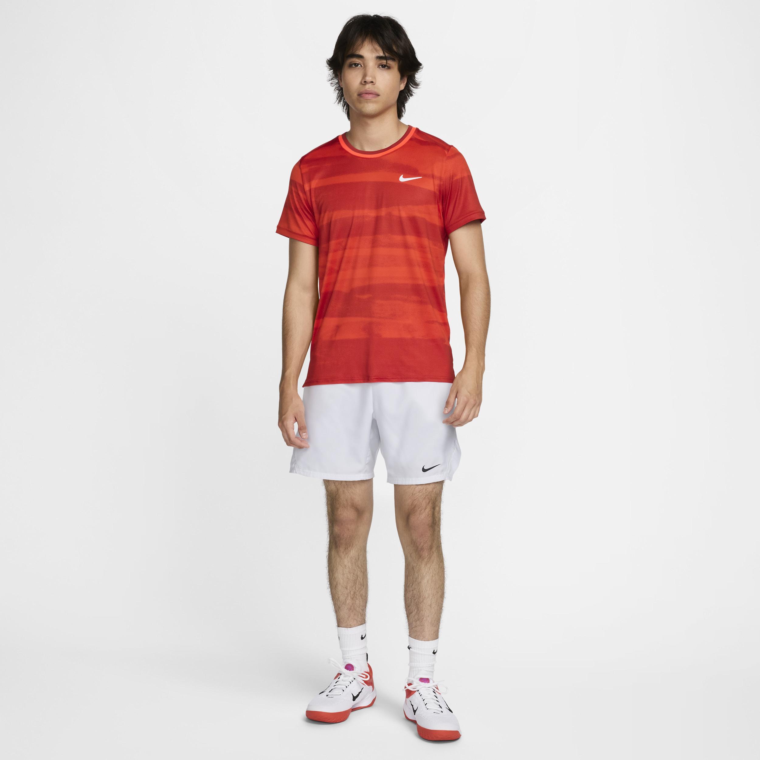 NikeCourt Advantage Men's Dri-FIT Tennis Top Product Image