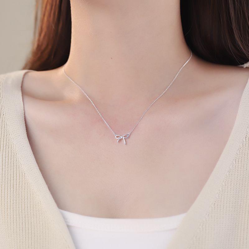 S925 Sterling Silver Bow Necklace Product Image