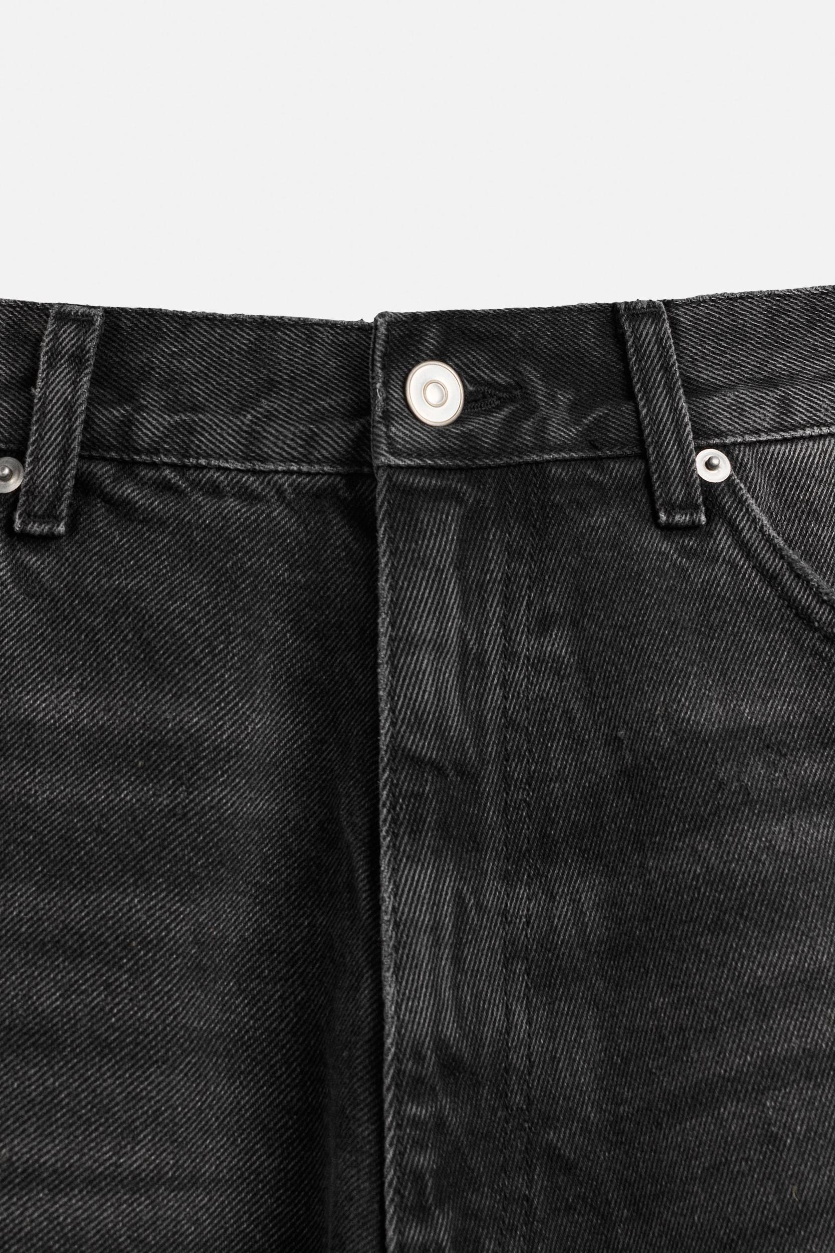 BAGGY FIT DENIM SHORTS Product Image