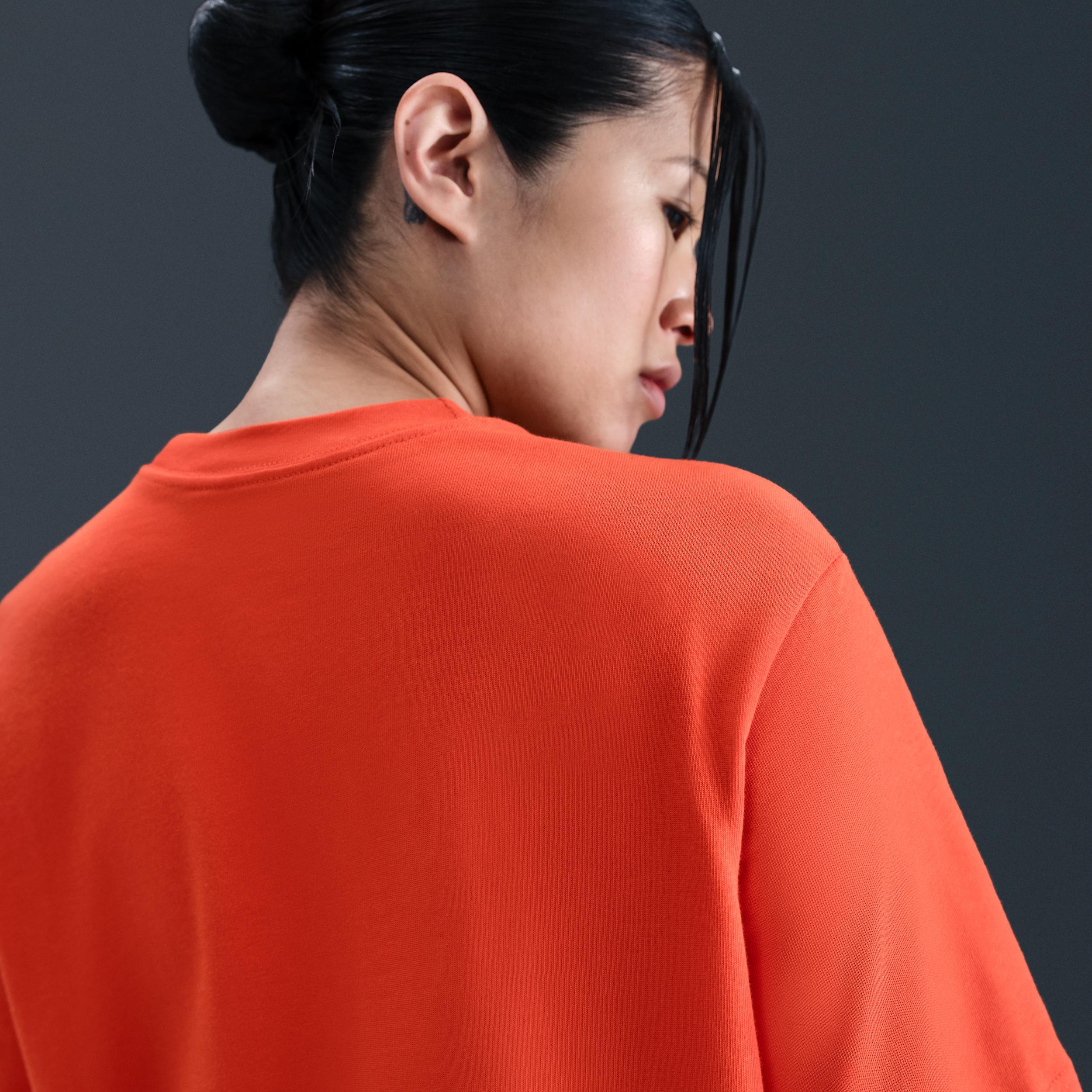 Women's Nike Sportswear Essential Boxy T-Shirt Product Image