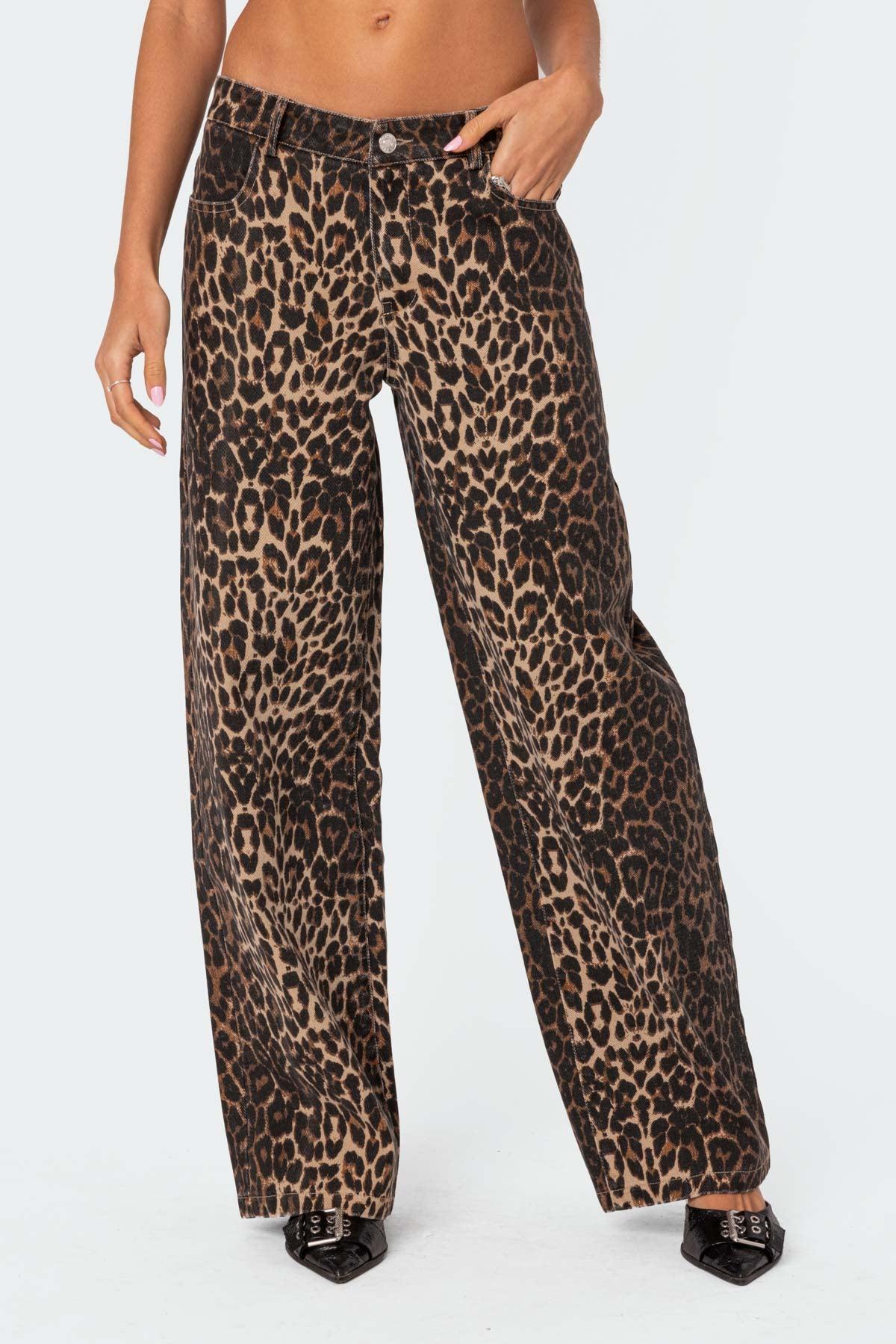 Leopard Printed Low Rise Baggy Jeans Product Image