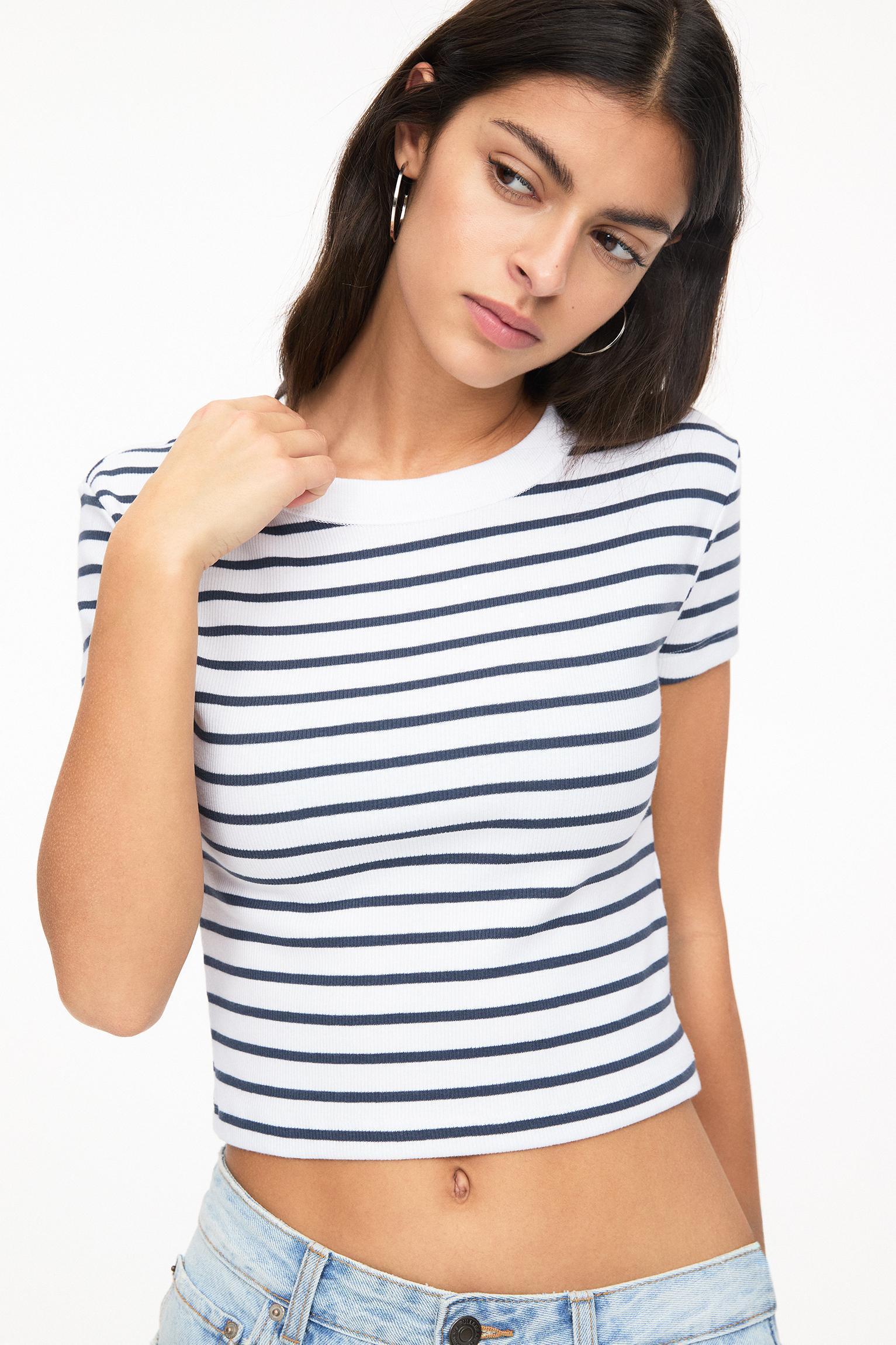 Ribbed cropped T-shirt Product Image