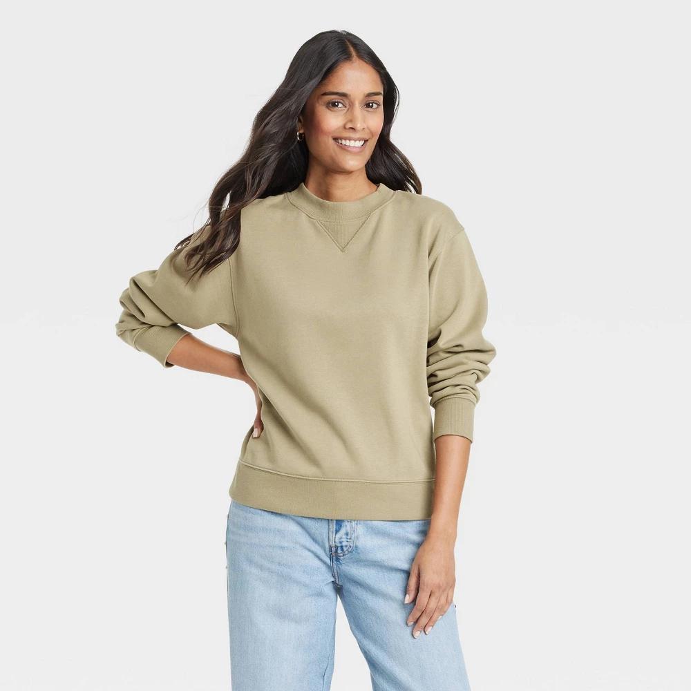 Womens Leisure Studio Crew Sweatshirt - Universal Thread Light Olive XL Product Image