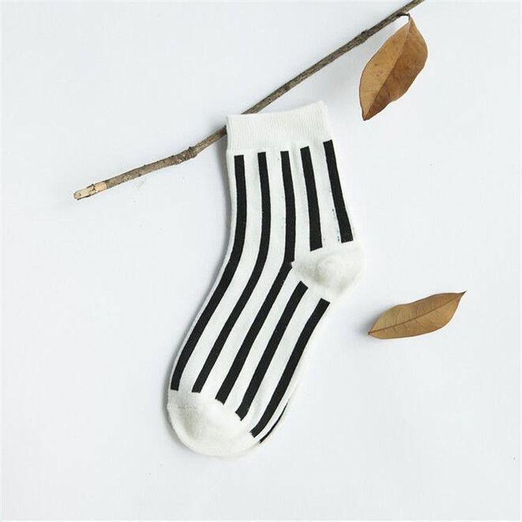 Contrast Color Striped Socks Product Image