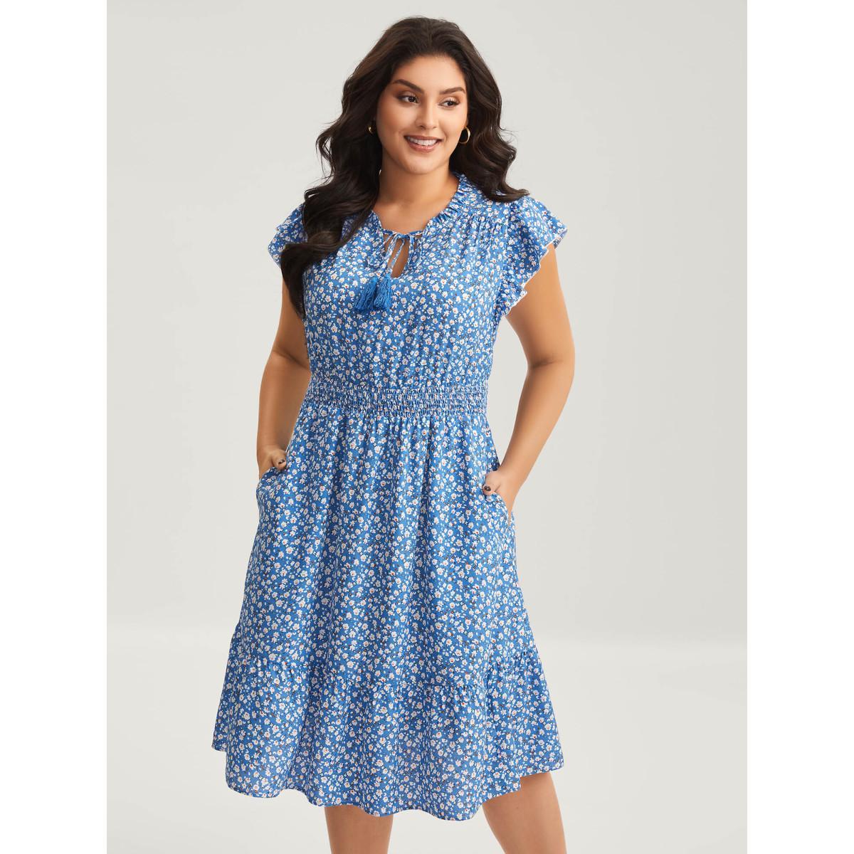 Plus Size Ditsy Floral Print Stretchy Waist Midi Dress Skyblue Women Notched collar Cap Sleeve Curvy BloomChic 22-24/3X Product Image