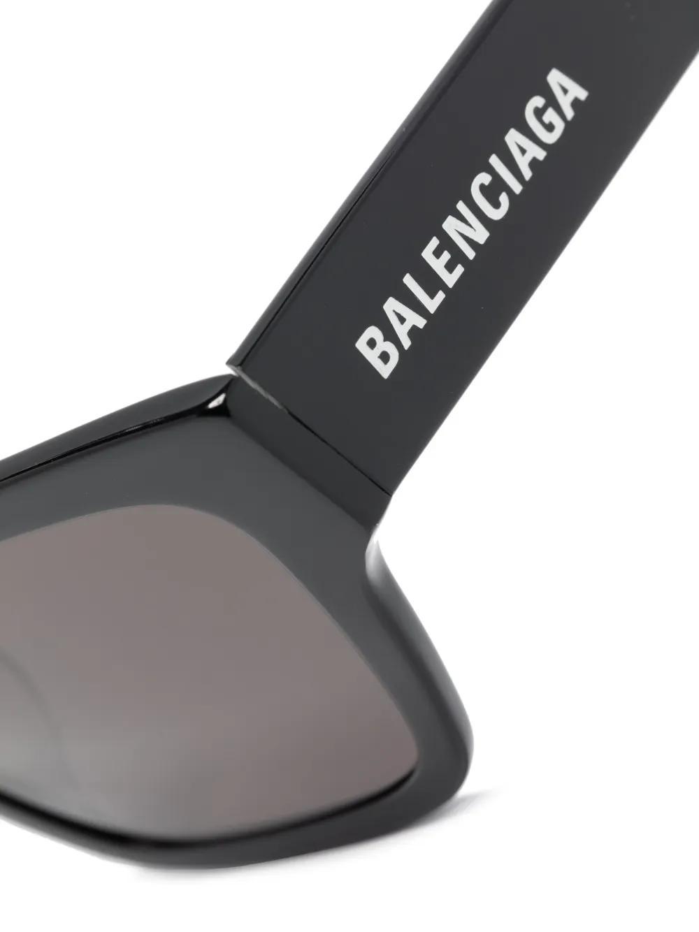 logo-print square-frame sunglasses Product Image