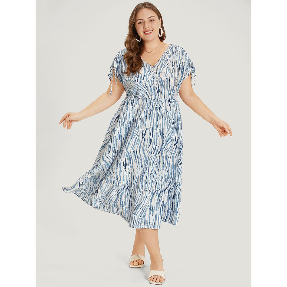 Plus Size Geometric Print Drawstring Pocket Dolman Hem Dress Blue Women Elegant Drawstring V-neck Short sleeve Curvy Midi Dress BloomChic 10/M Product Image