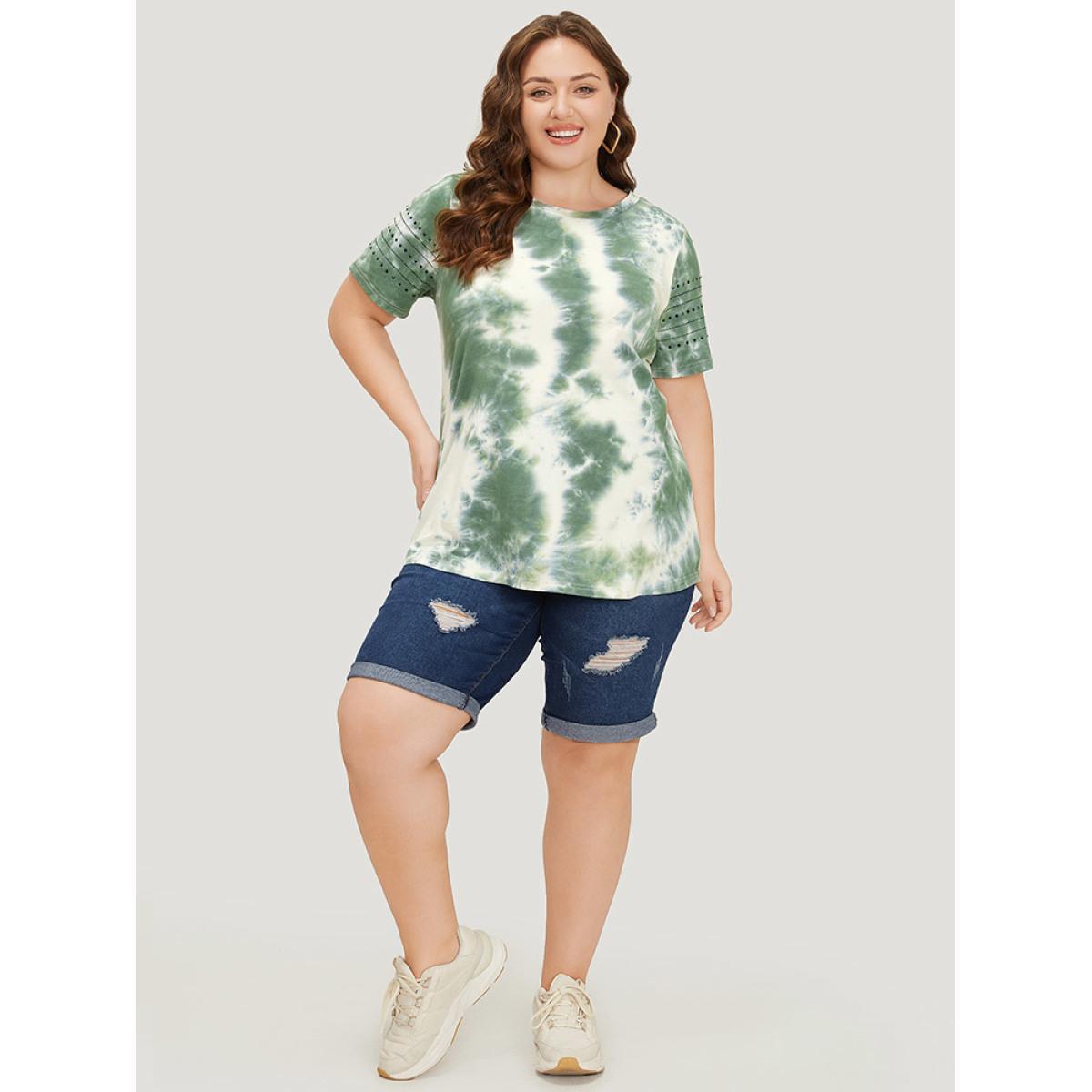 Plus Size Tie Dye Crew Neck Rivet Detail T-shirt Green Women Casual Tie Dye Round Neck Dailywear T-shirts BloomChic 26/4X Product Image