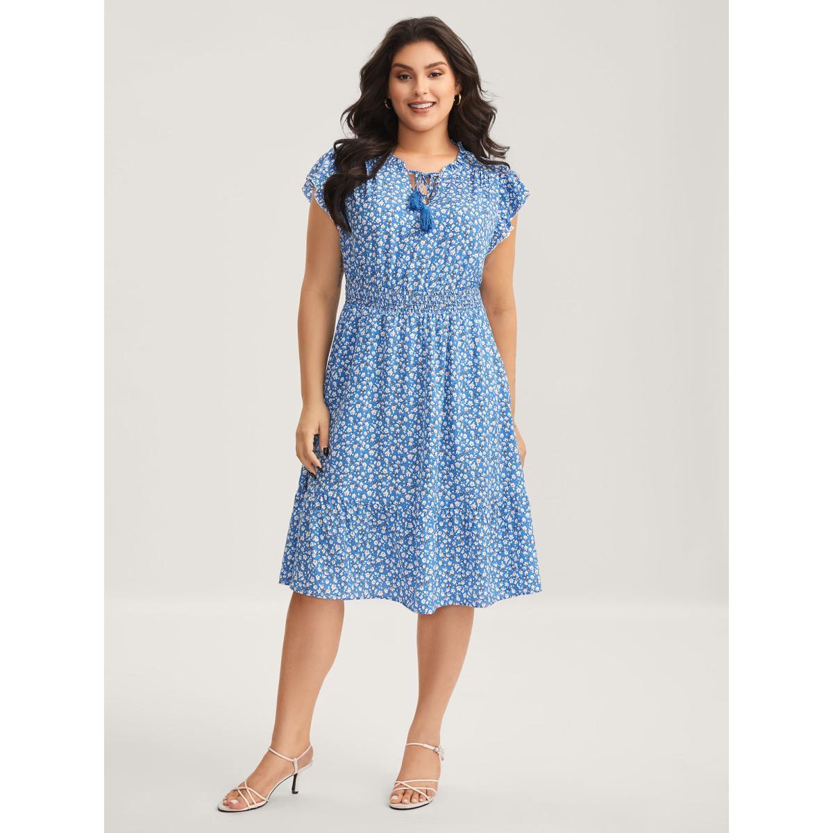 Plus Size Ditsy Floral Print Stretchy Waist Midi Dress Skyblue Women Notched collar Cap Sleeve Curvy BloomChic 22-24/3X Product Image