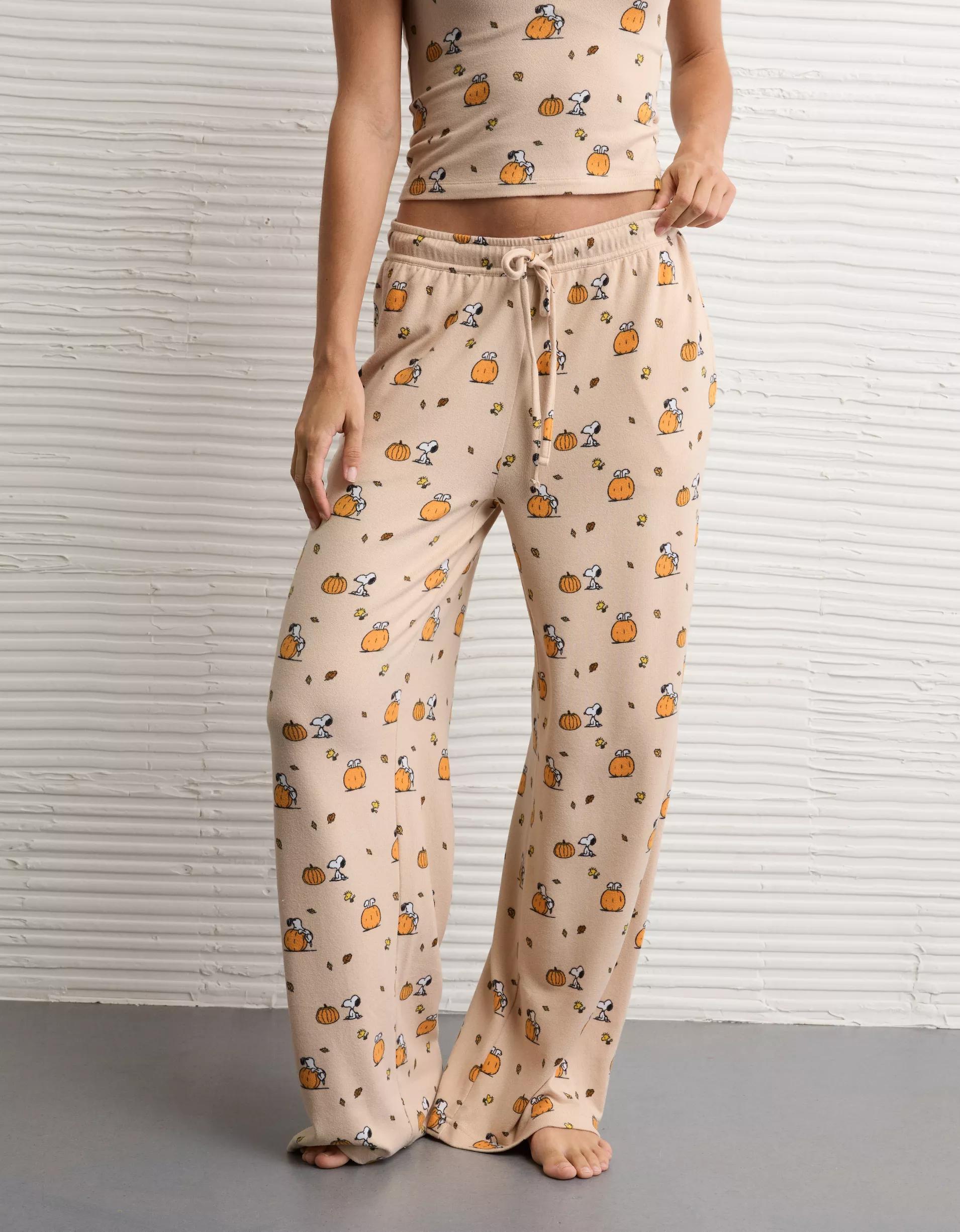 AE Luxe Plush Snoopy Halloween PJ Set Product Image