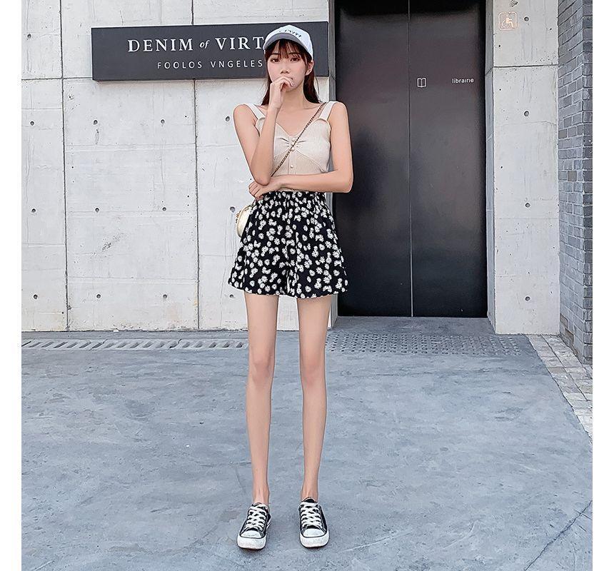 Elastic Waist Floral Print Wide Leg Shorts Product Image