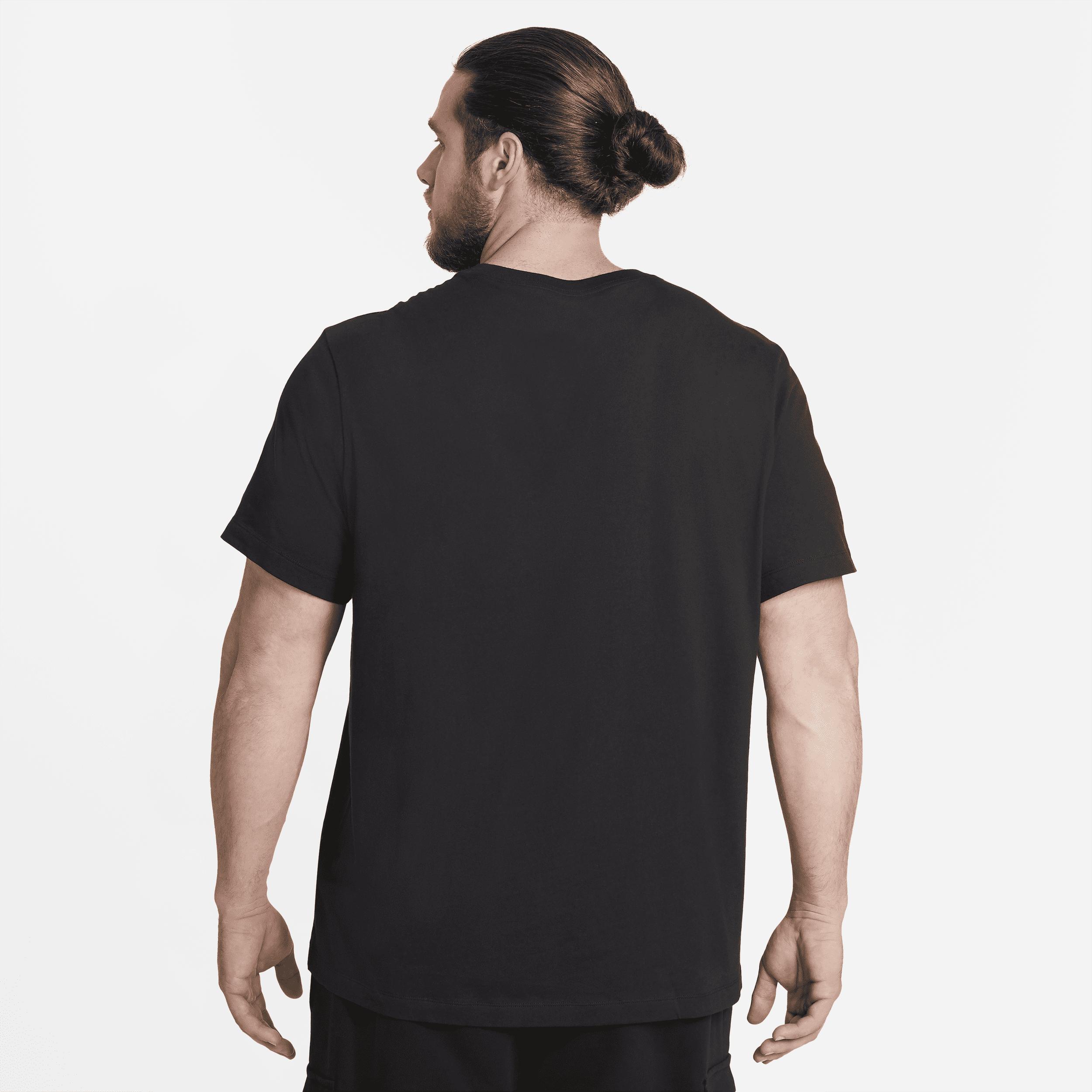 Nike Sportswear Club T-Shirt Product Image