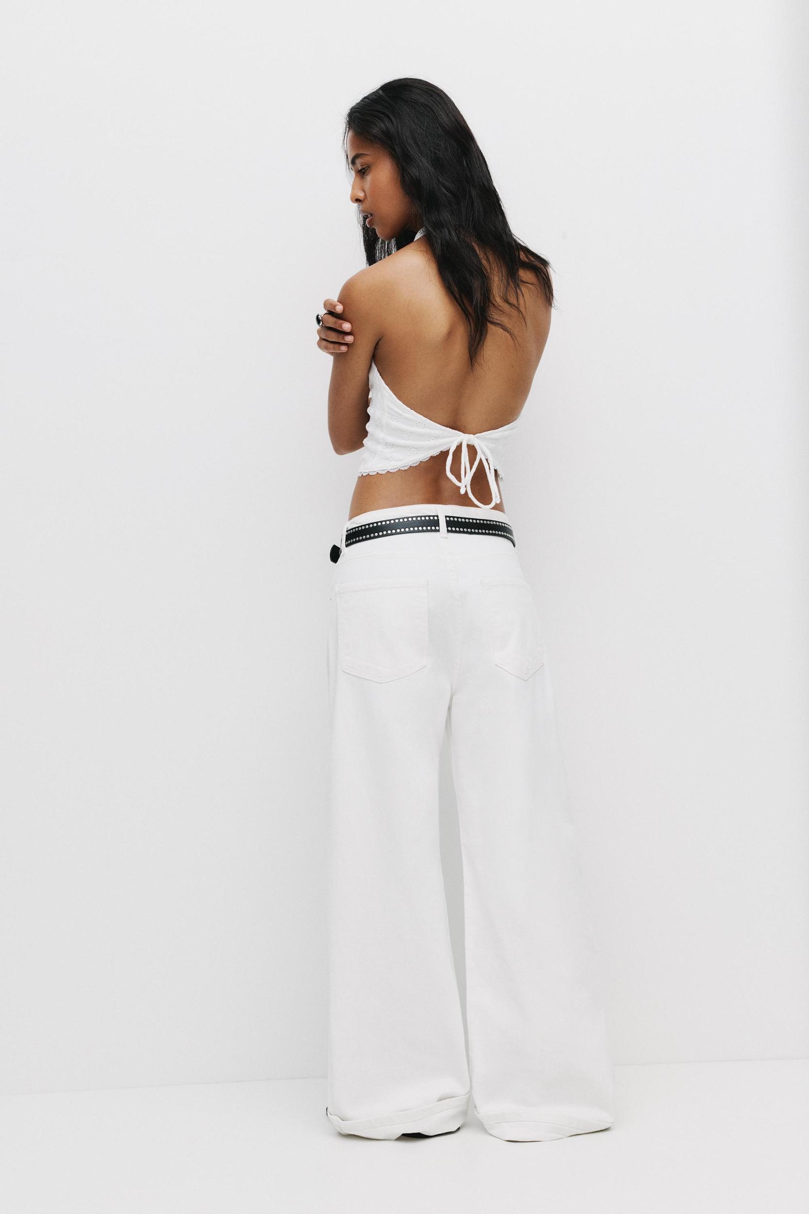 White halter top Product Image