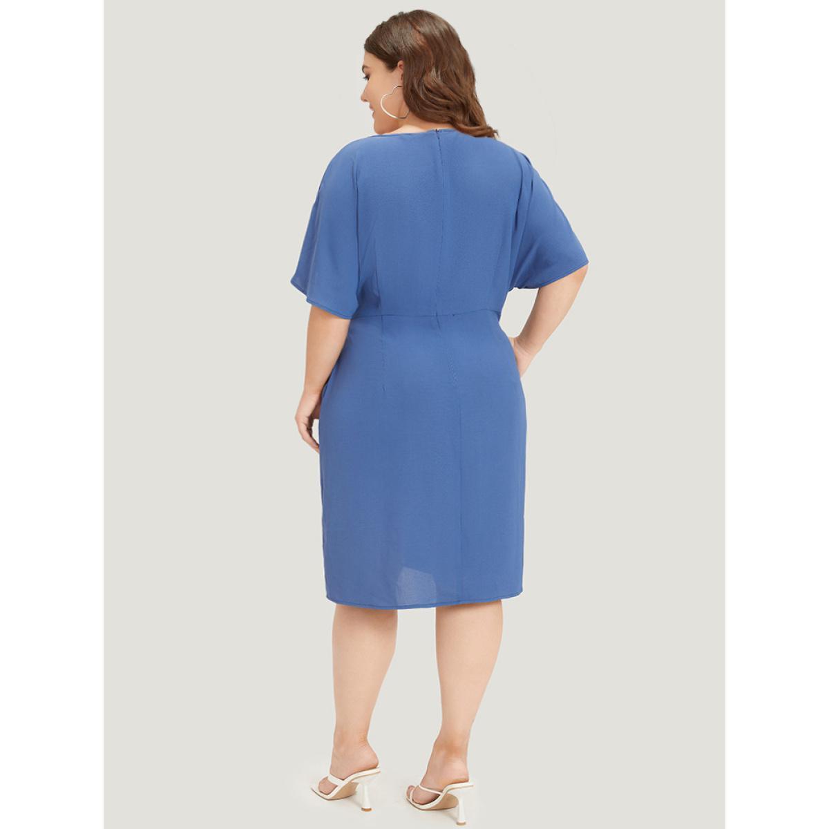 Plus Size Solid Surplice Neck Gathered Twist Front Batwing Sleeve Dress DarkBlue Women Elegant Knotted V-neck Half Sleeve Curvy Knee Dress BloomChic 18-20/2X Product Image