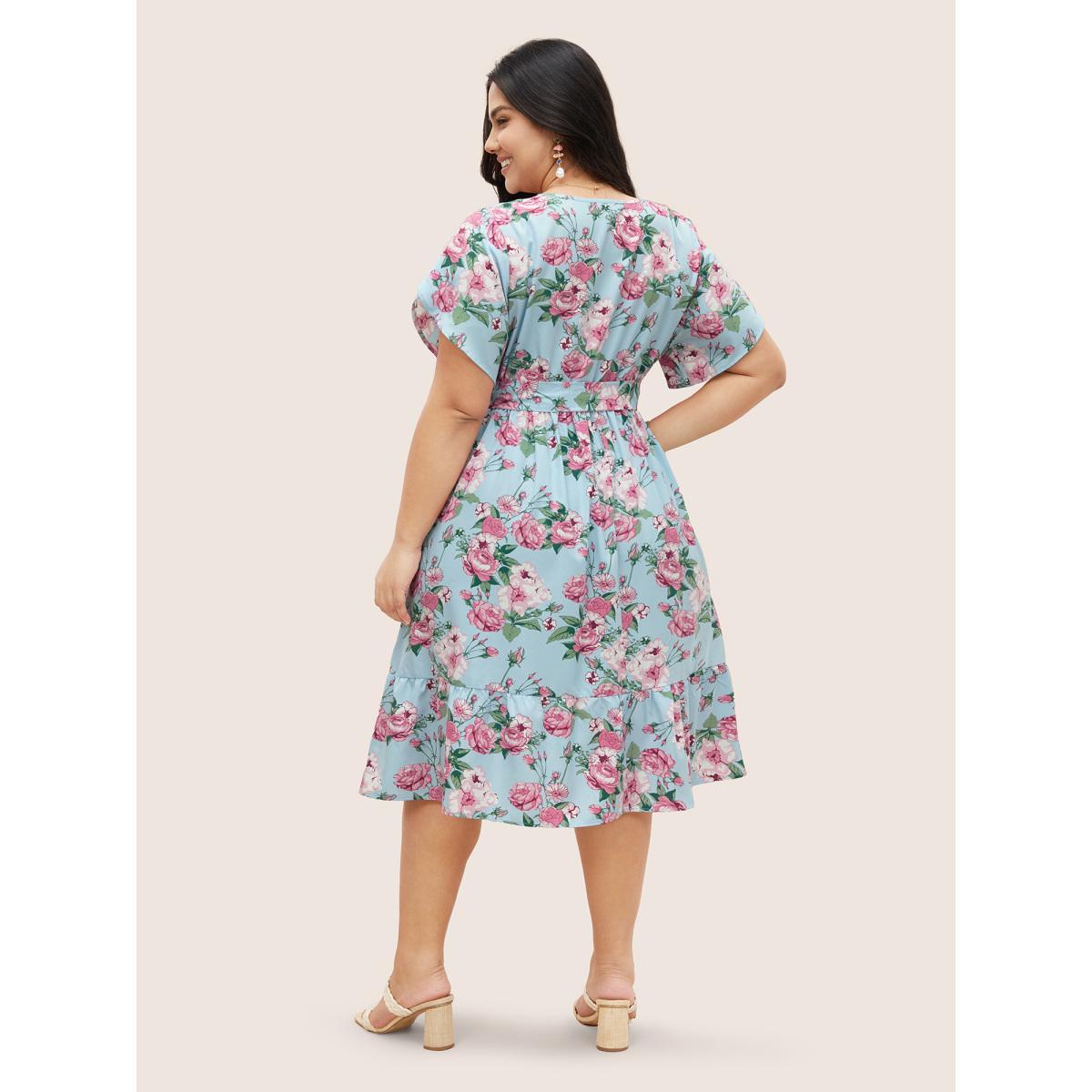 Plus Size Floral Button Detail Gathered Petal Sleeve Dress LightBlue Women Elegant Gathered V-neck Short sleeve Curvy BloomChic 26/4X Product Image