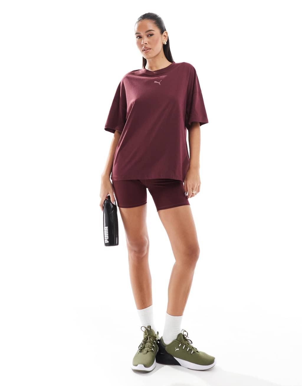 PUMA Training oversized T-shirt in burgundy Product Image