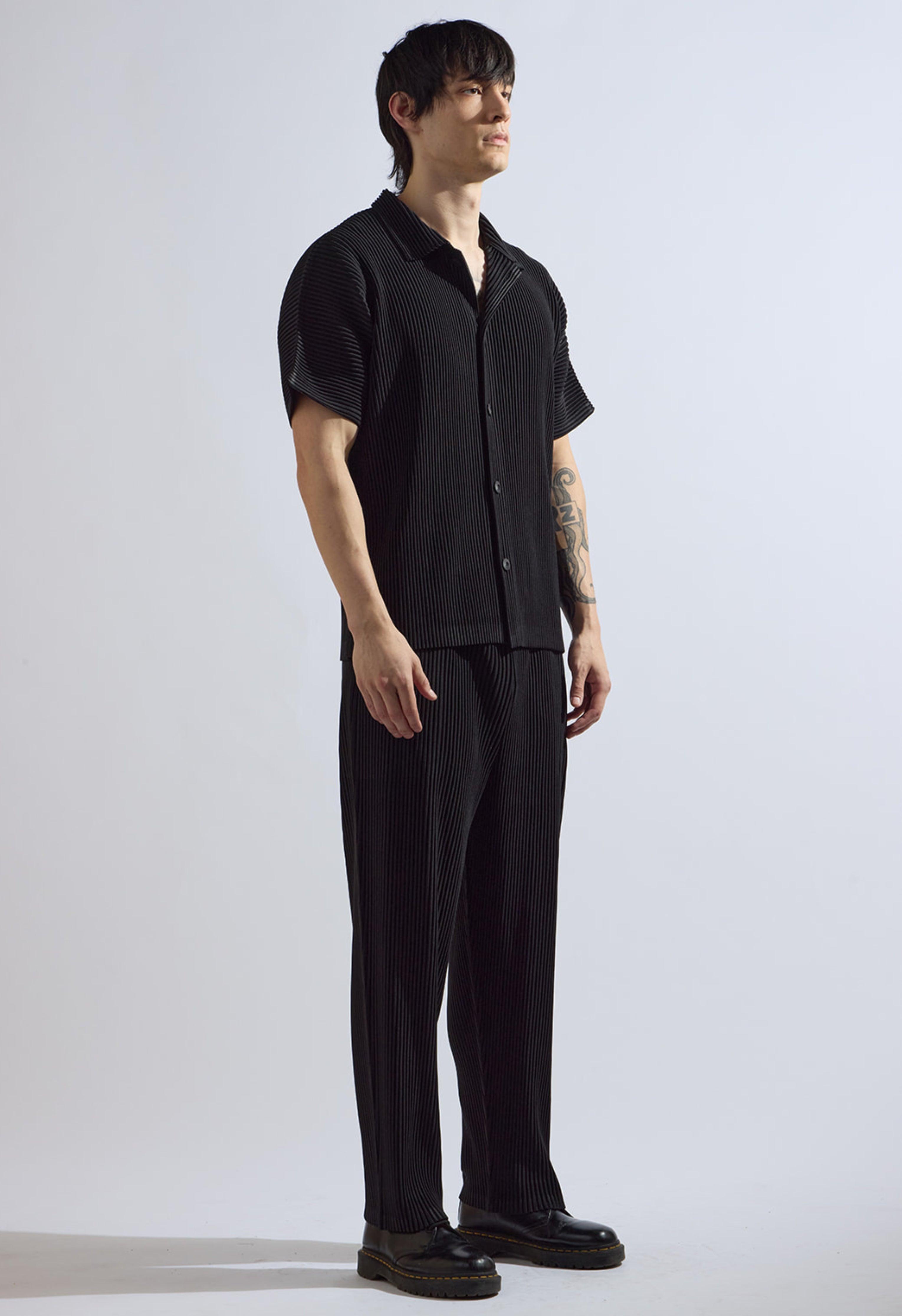 Pleated Short Sleeve Button Down in Black Product Image