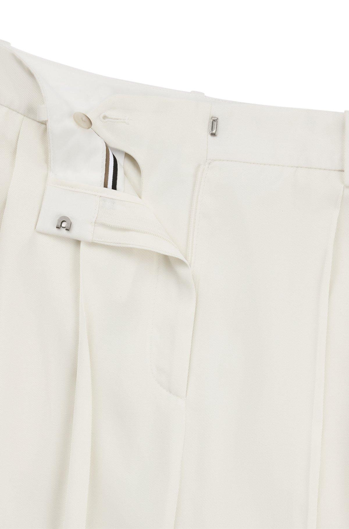 Relaxed-fit trousers with a wide leg Product Image