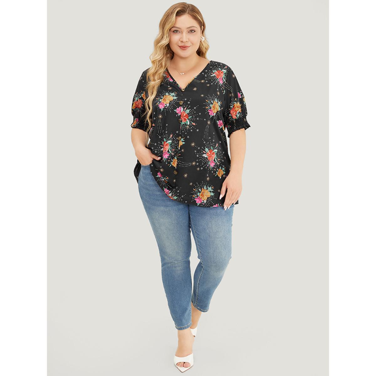 Plus Size BlackFlower Floral Shirred Puff Sleeve Blouse Women Glamour Short sleeve V-neck Going out Blouses BloomChic 30/6X Product Image
