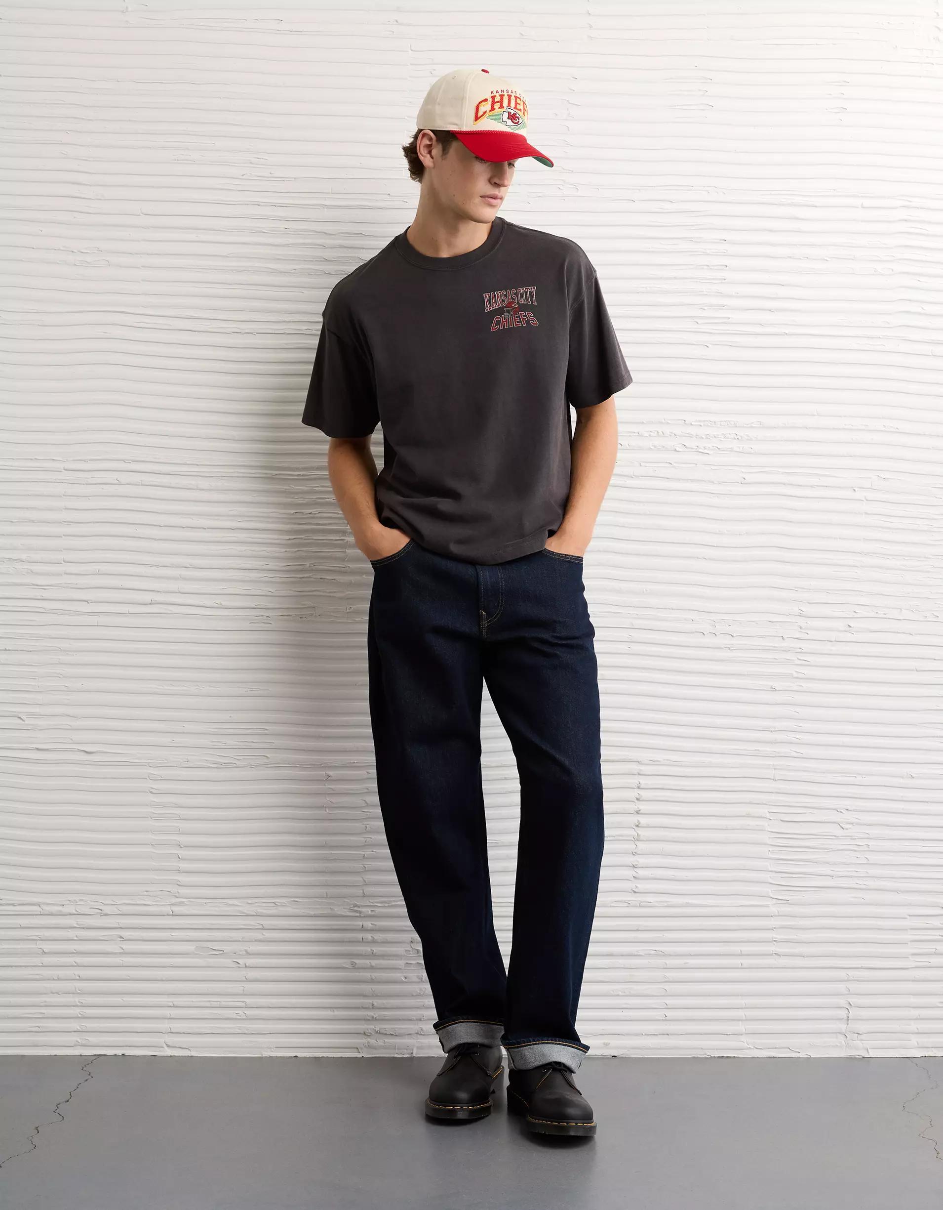 AE Boxy NFL Kansas City Chiefs Graphic T-Shirt Product Image