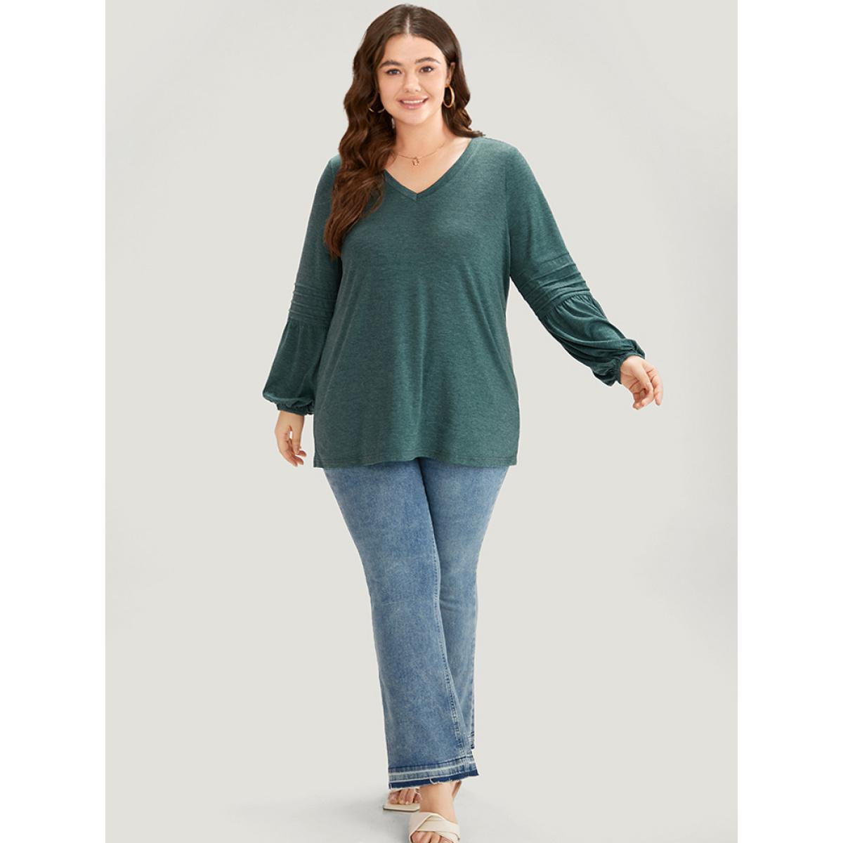 Plus Size Plain V Neck Gathered Elastic Waist Pleated T-shirt DarkGreen Women Elegant Elastic cuffs Plain V-neck Dailywear T-shirts BloomChic 30/6X Product Image