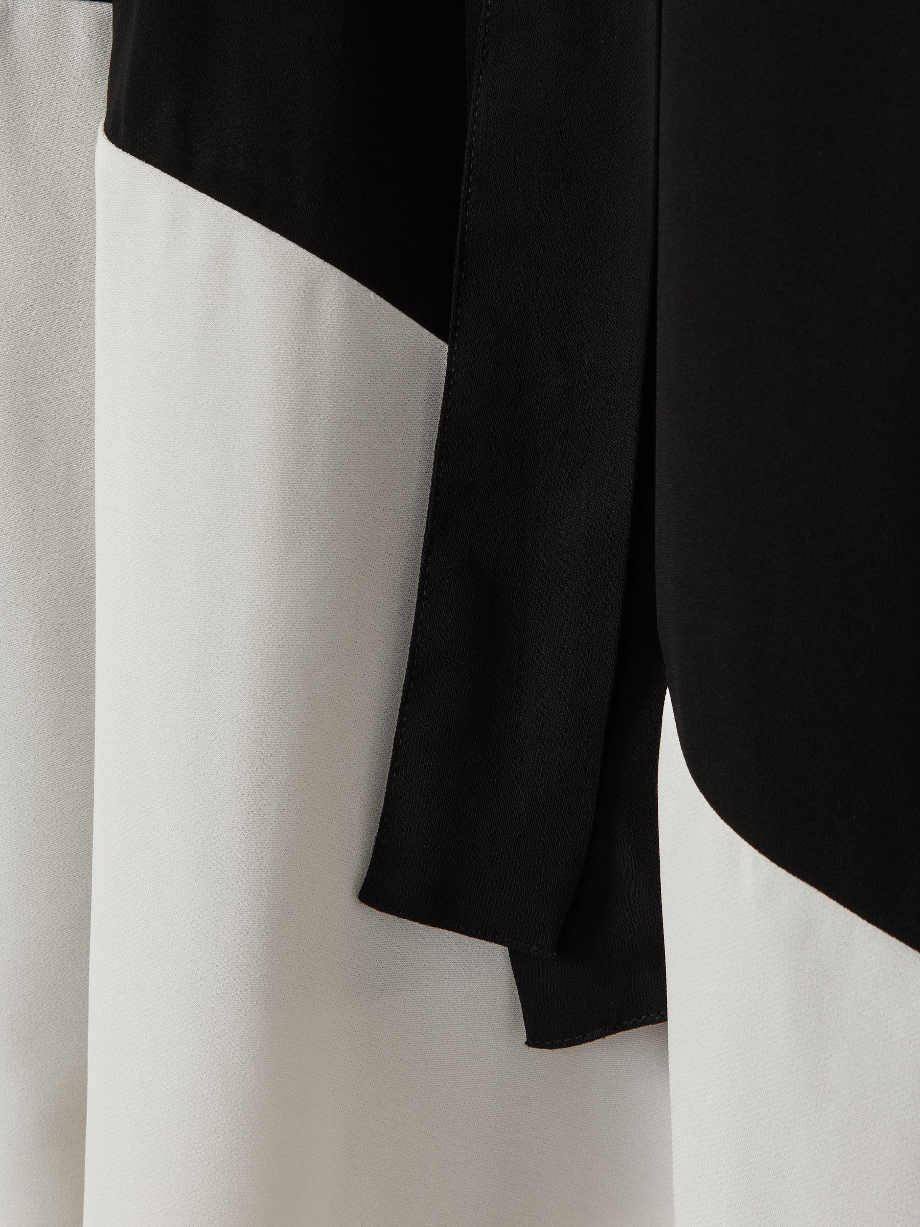 Colourblock Midi Skirt in Black/Cream Product Image