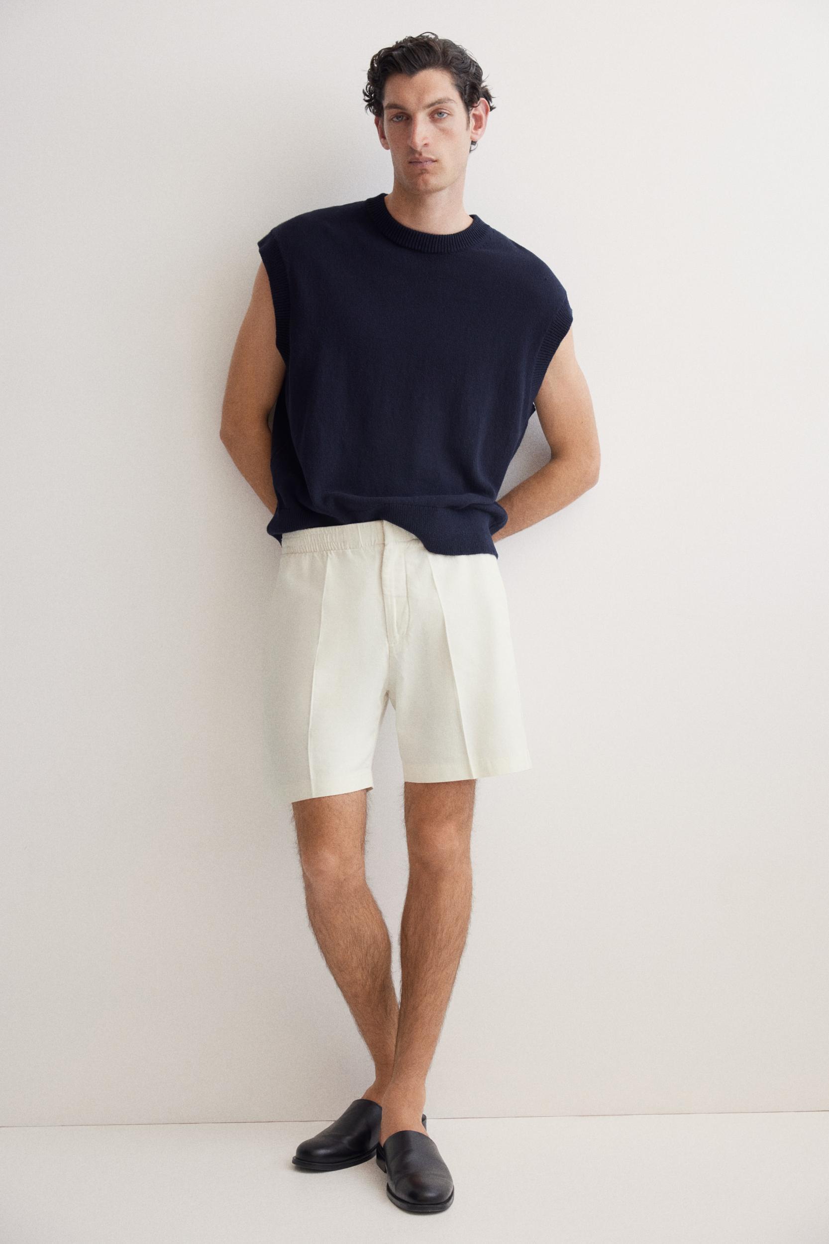 Regular-Fit Linen-Blend Shorts Product Image