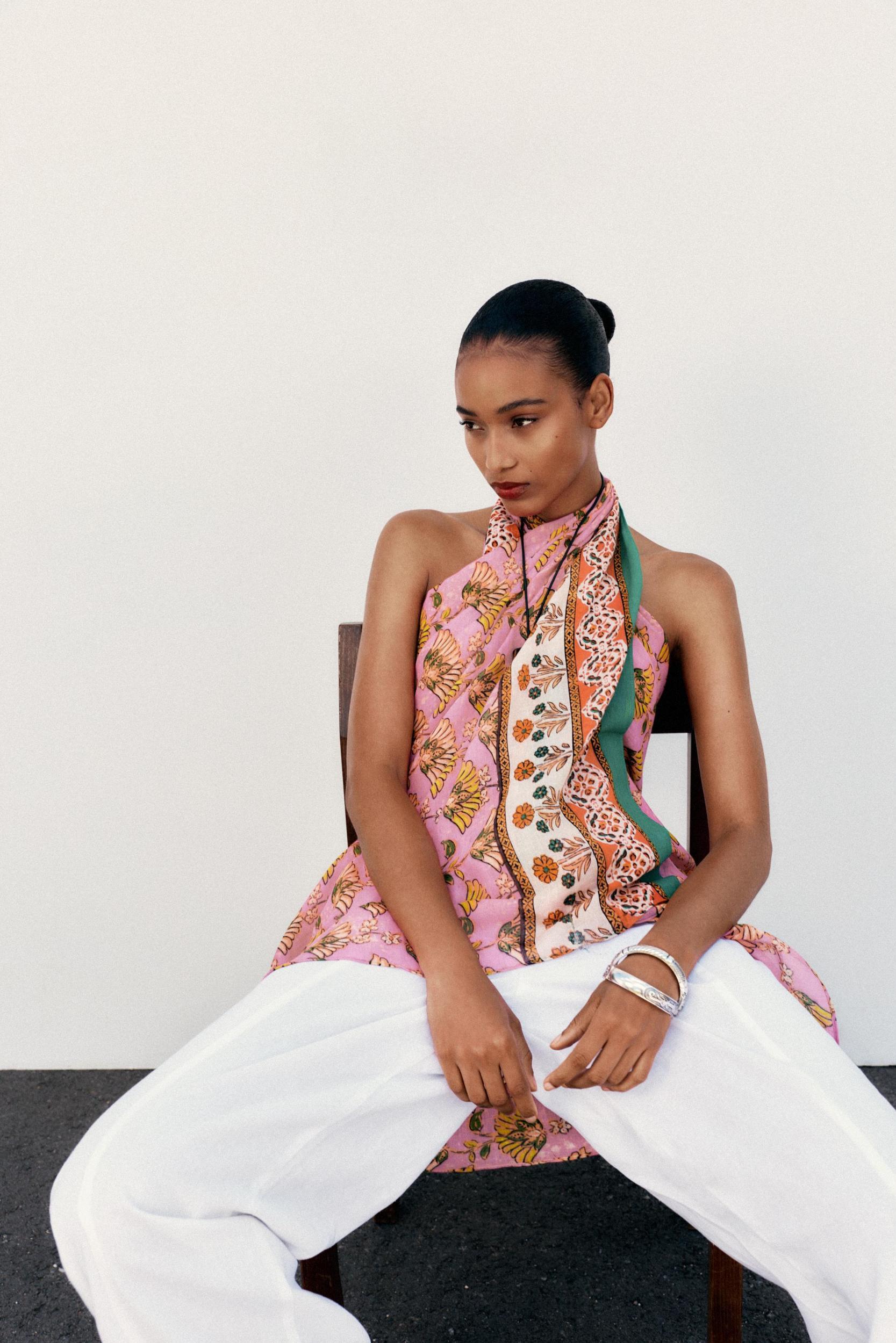 PRINTED SCARF WITH COTTON Product Image