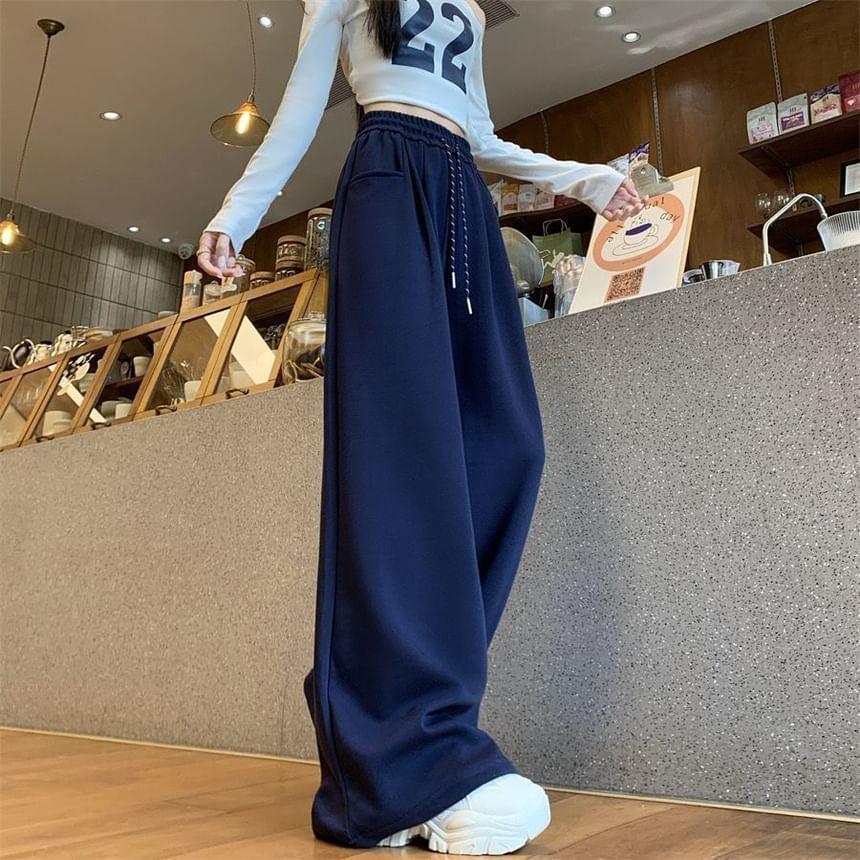 Drawstring Waist Plain Wide Leg Sweatpants Product Image