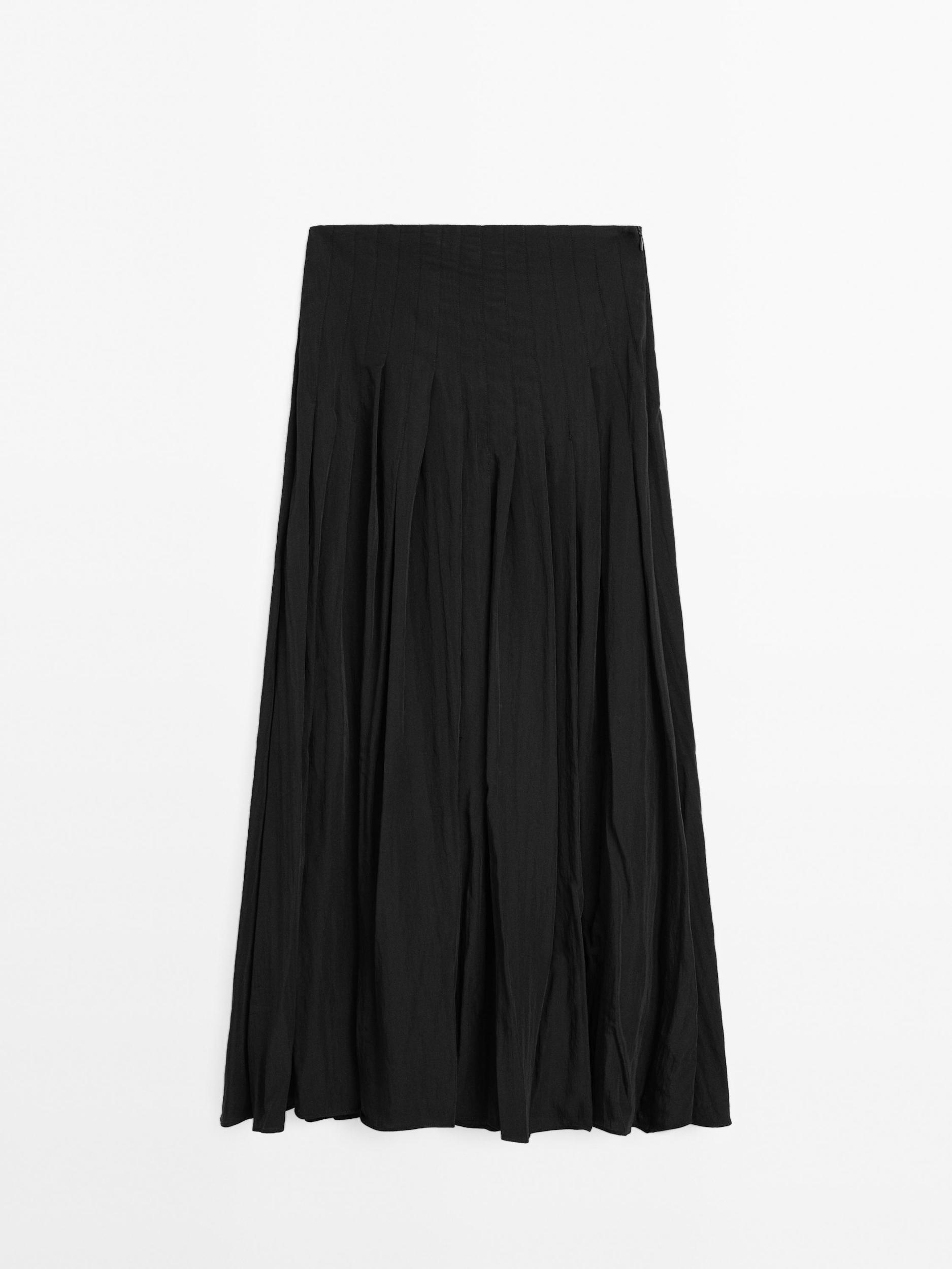 Flowing midi skirt with box pleats Product Image
