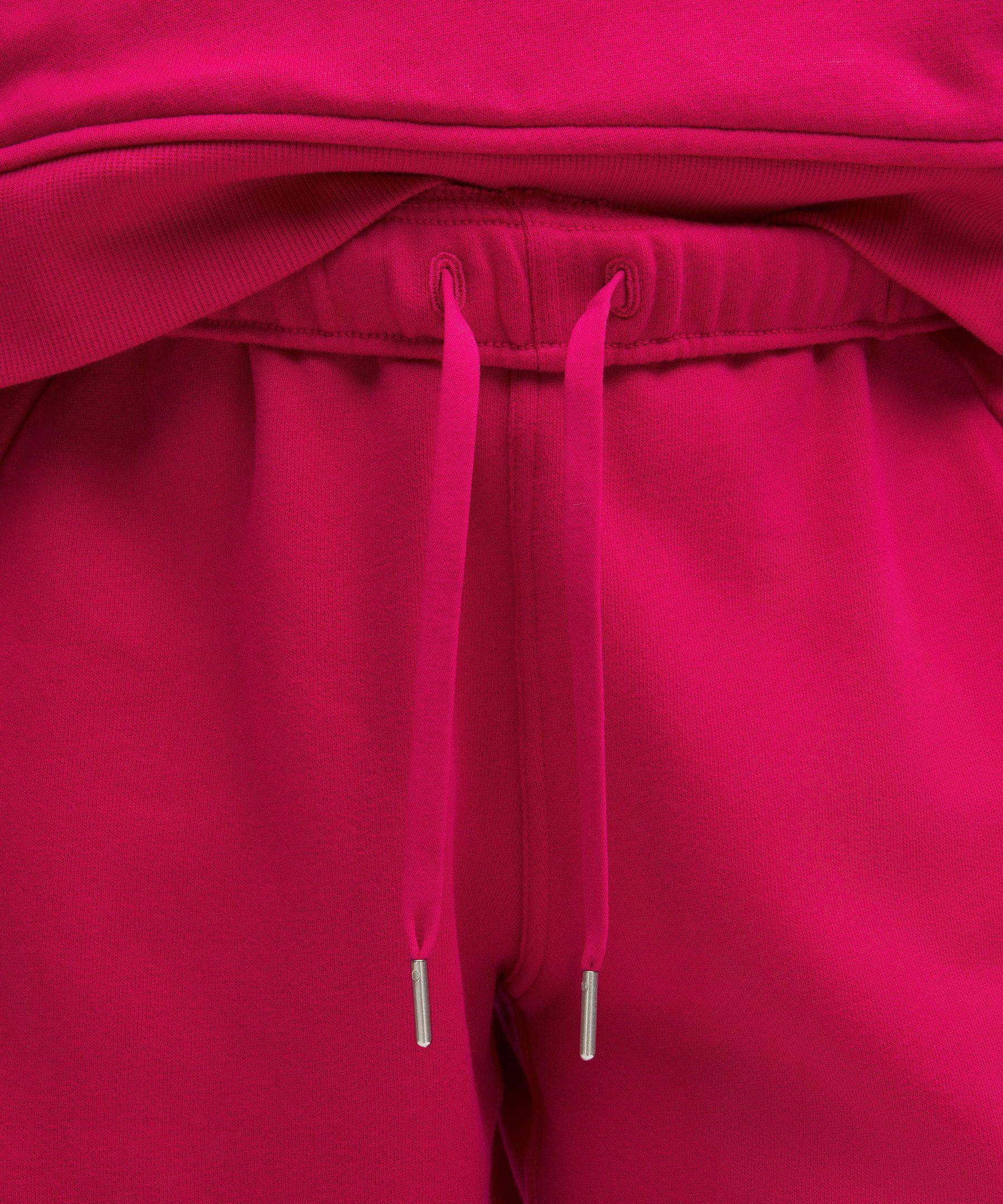 Scuba Mid-Rise Oversized Jogger *Regular Product Image