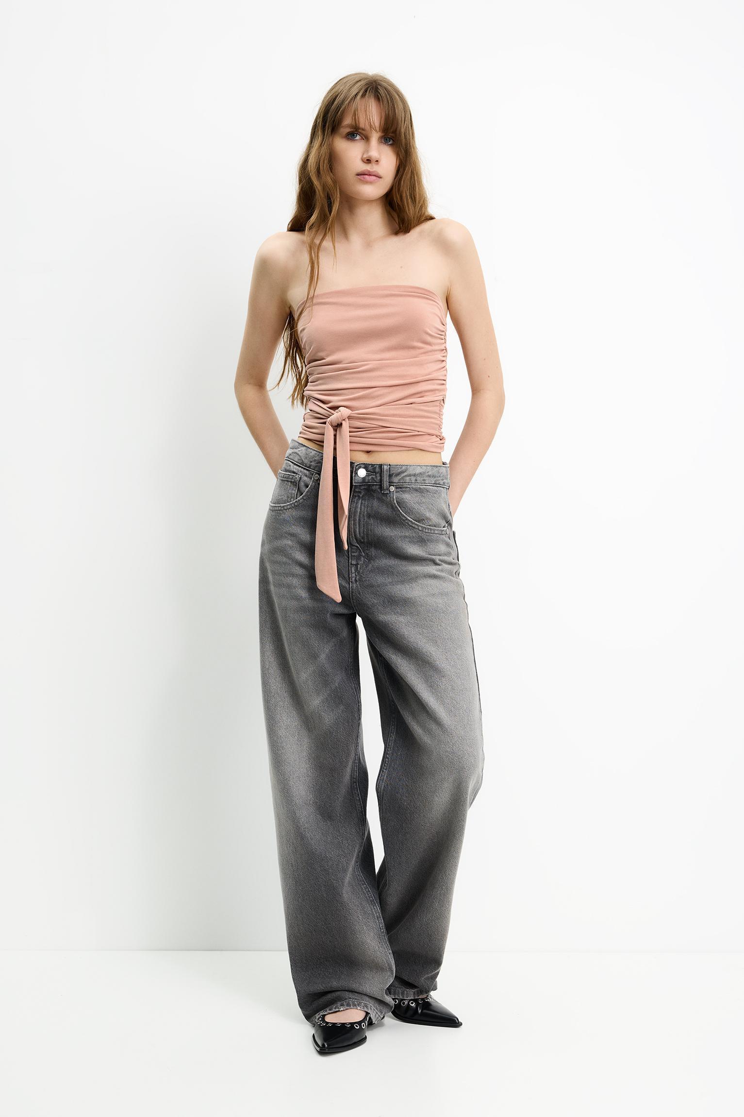 Strapless top with bow Product Image