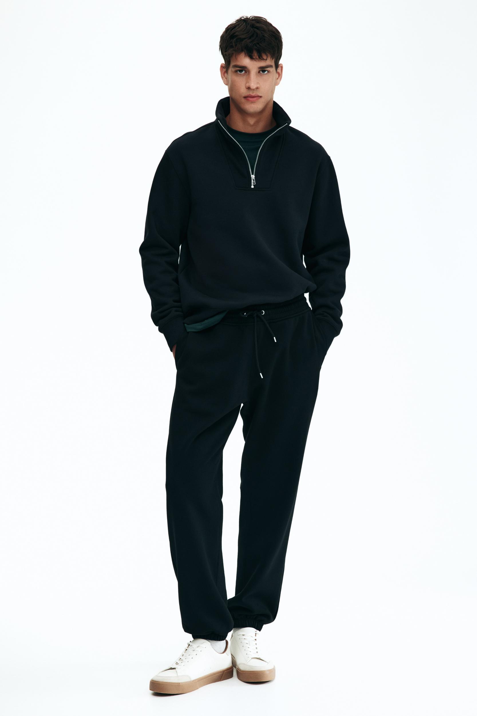 Relaxed Fit Sweatpants Product Image