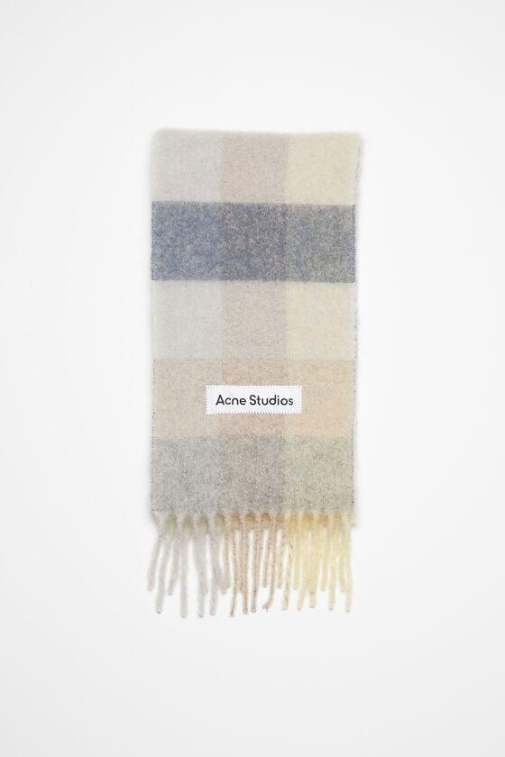 Mohair checked scarf Product Image