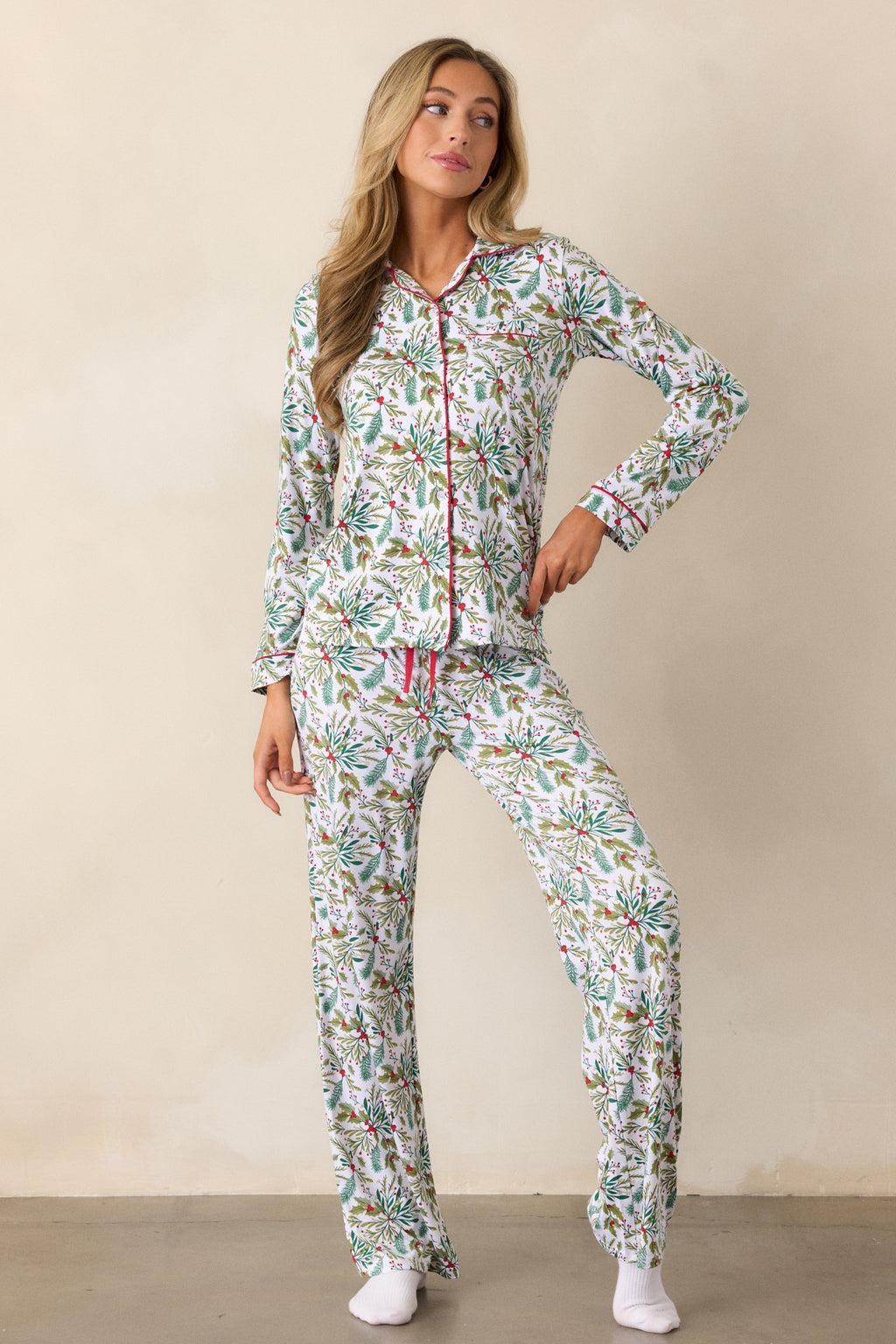 Magic of the Season Ivory Pajama Pants Product Image