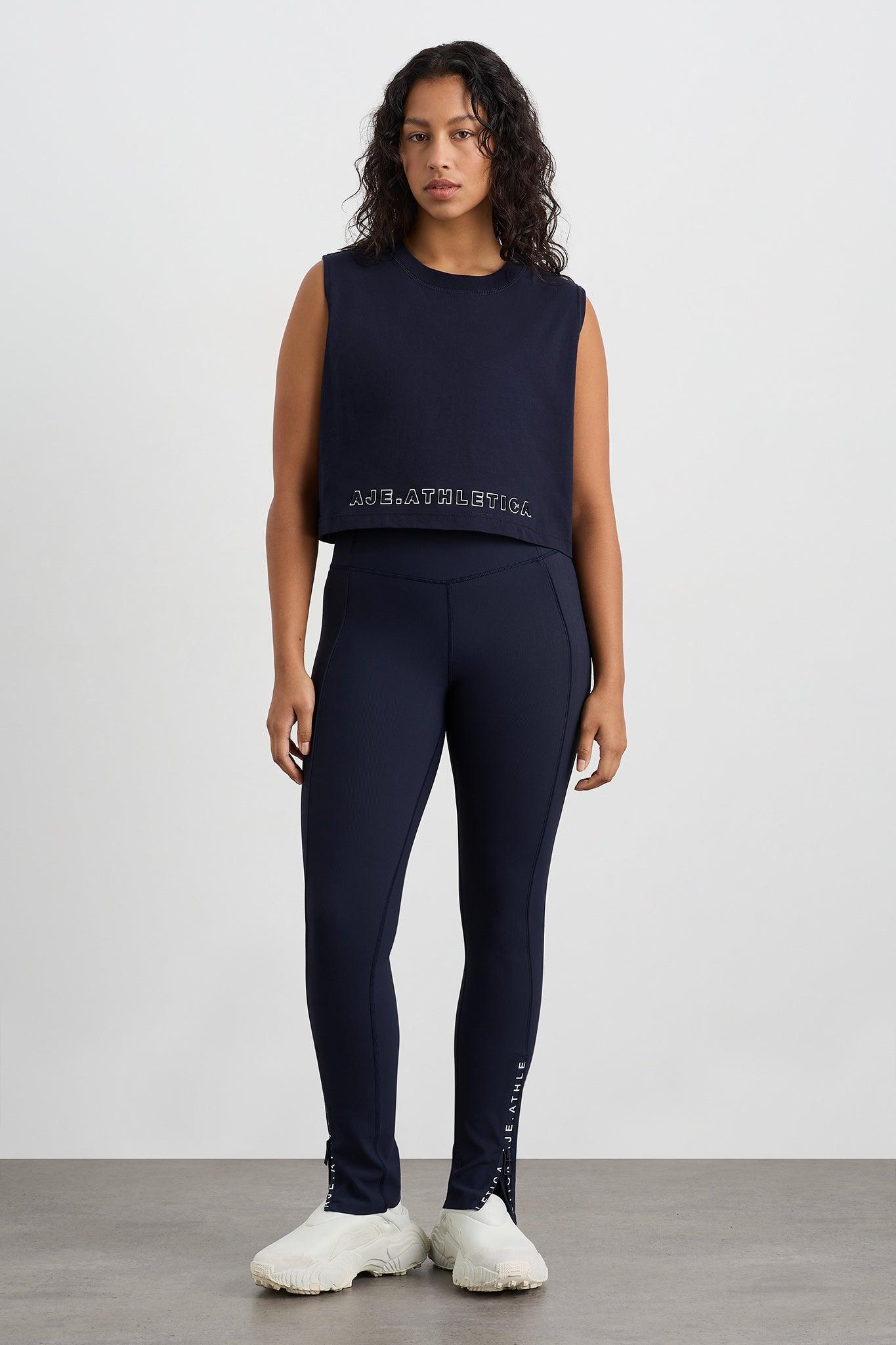 Cropped Tank 106 Product Image