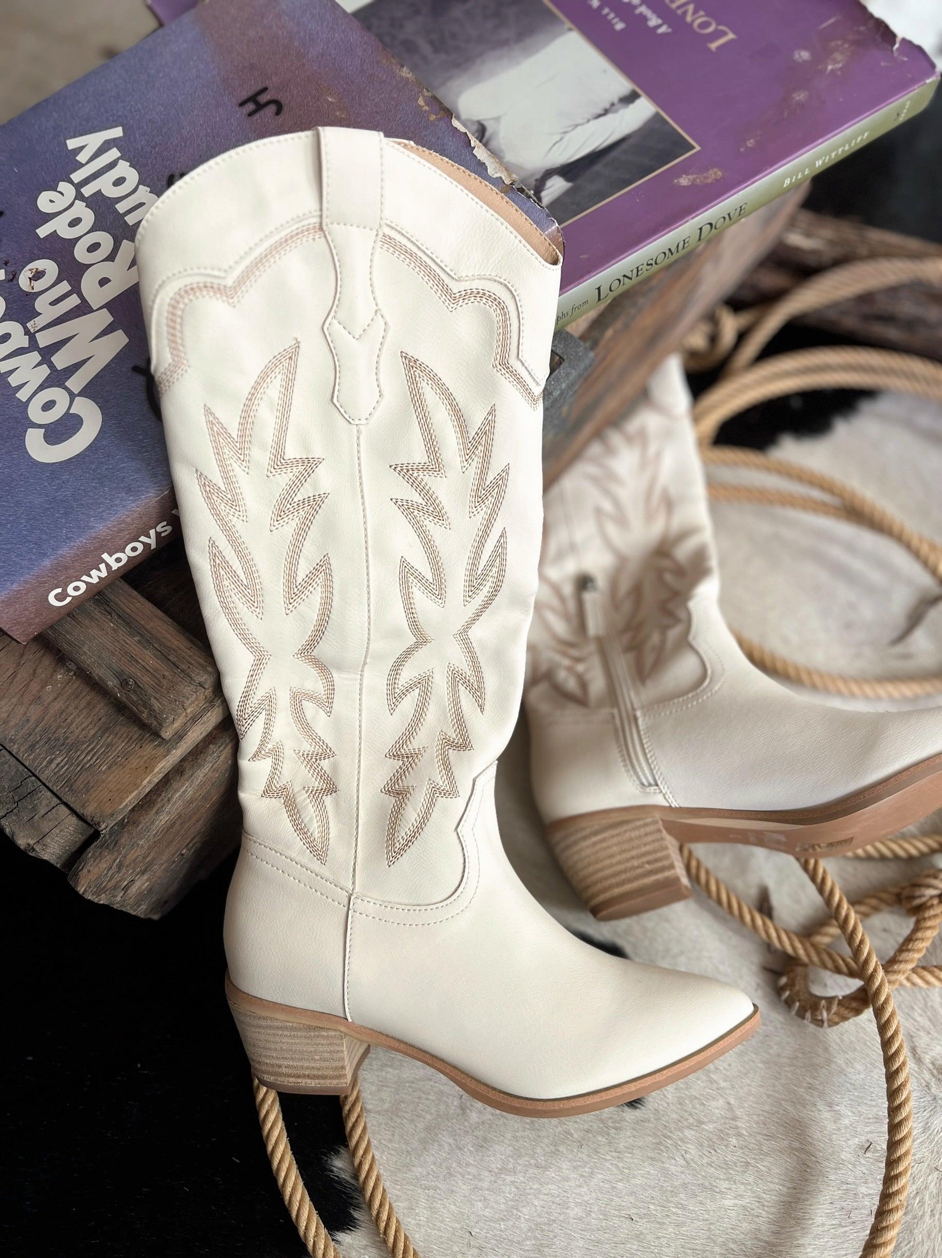 Samantha White Boots Product Image