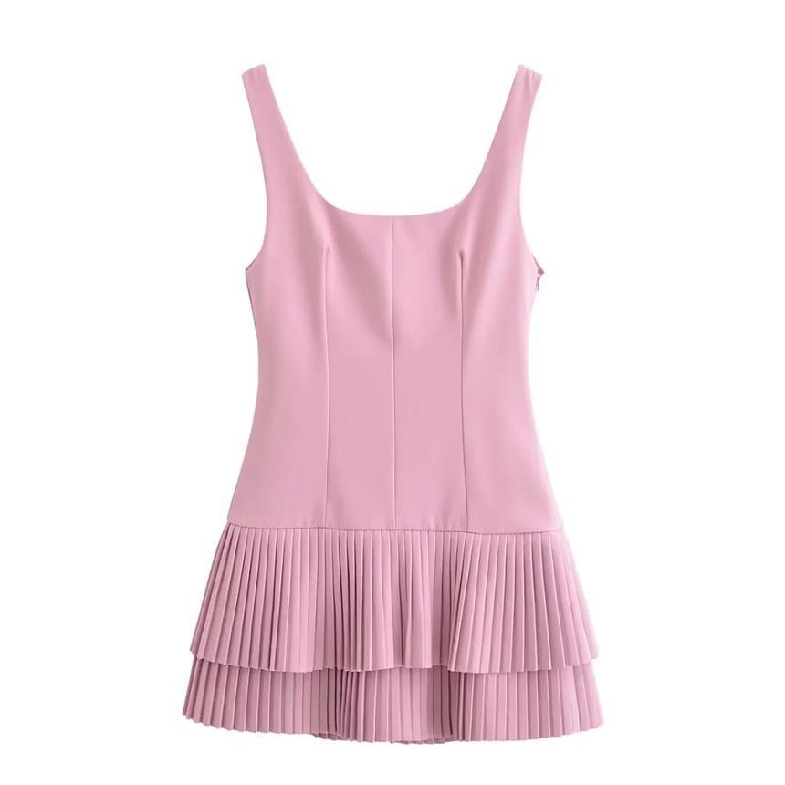 Sleeveless Scoop Neck Plain Tiered Accordion Pleated Romper Product Image