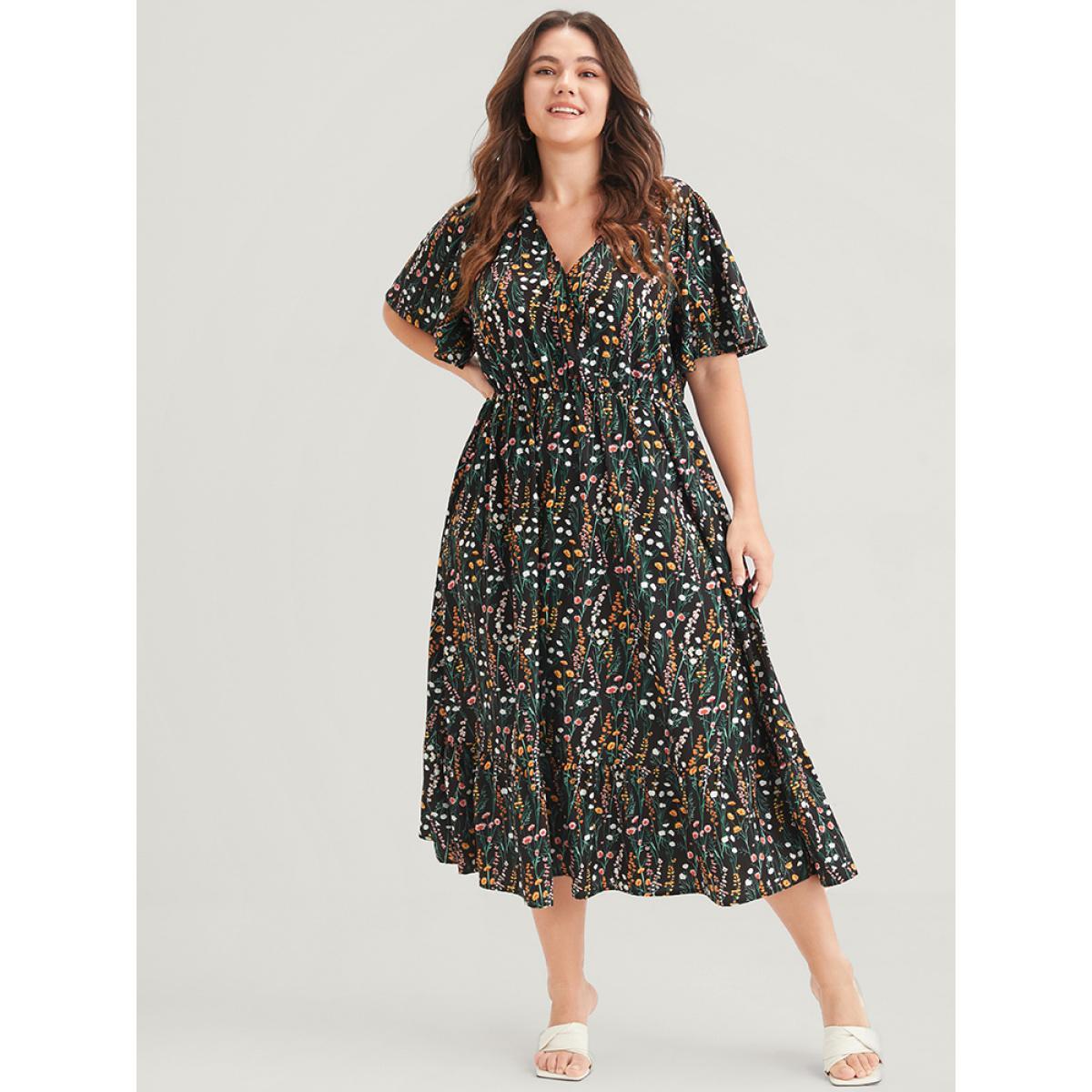 Plus Size Ditsy Floral Elastic Waist Button Ruffle Pocket Wrap Midi Dress BlackFlower Women Elegant Pocket V-neck Short sleeve Curvy Long Dress BloomChic 18-20/2X Product Image