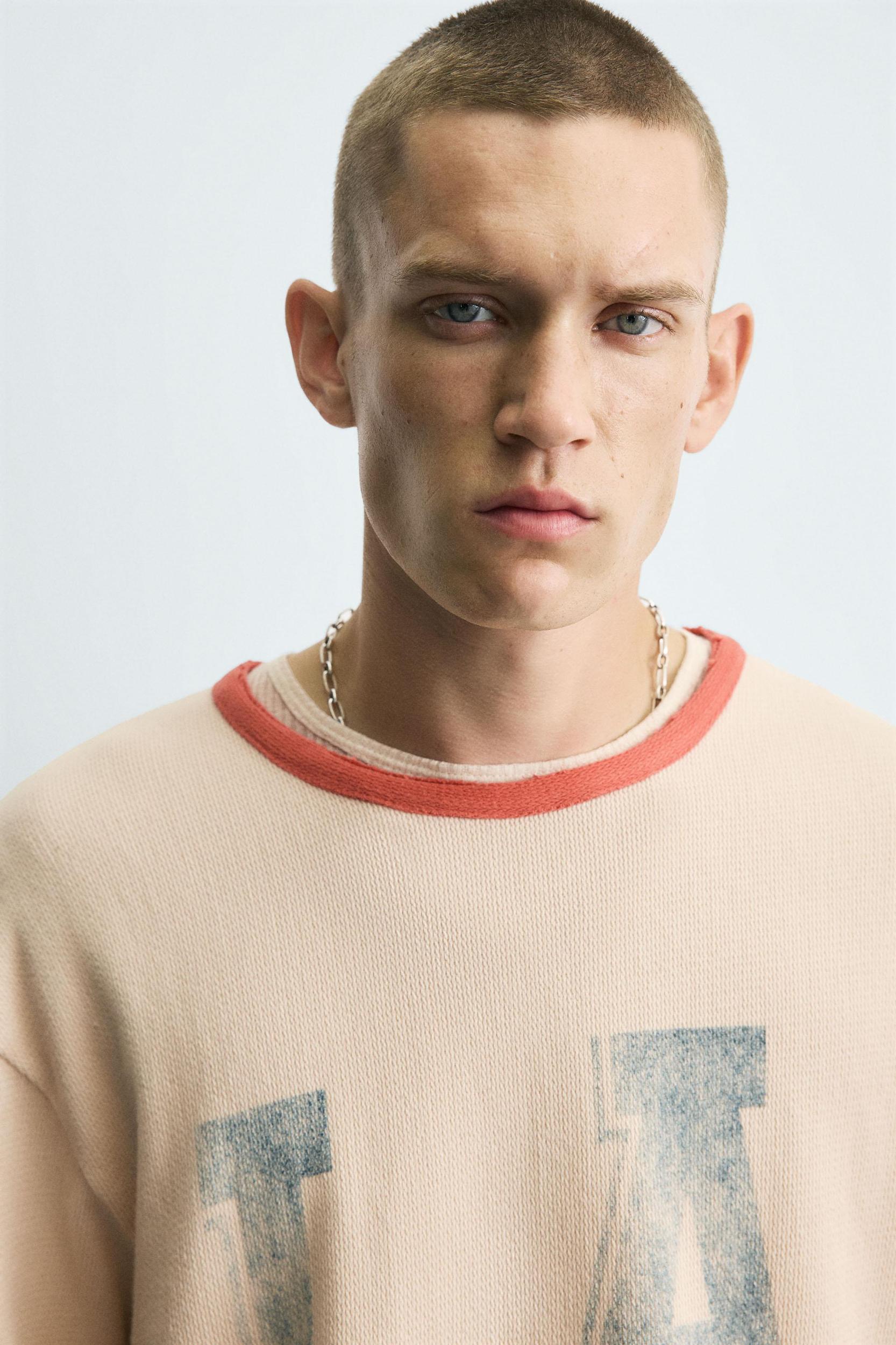 WASHED PRINT KNIT T-SHIRT Product Image