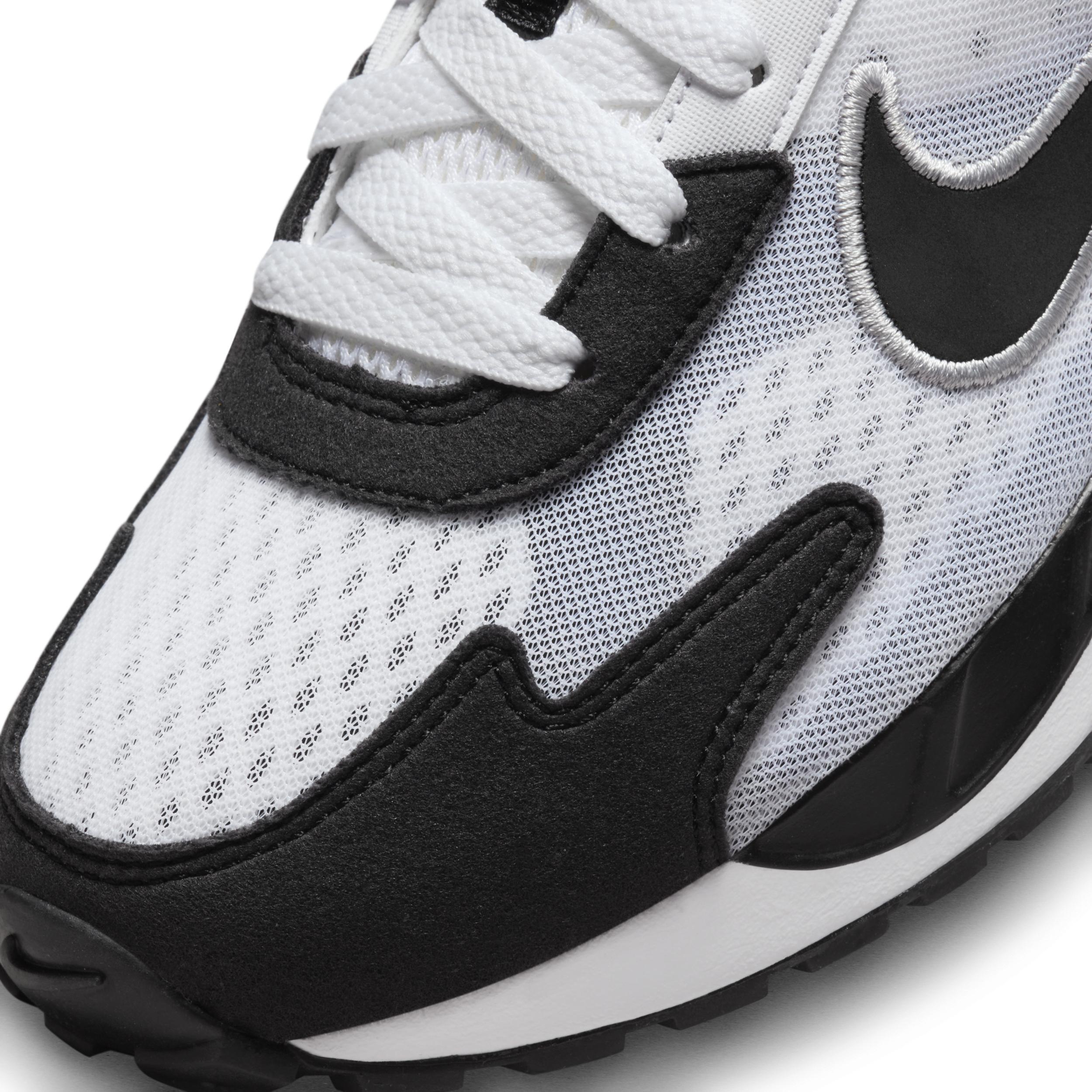 Nike Womens Air Max Solo Shoes Product Image