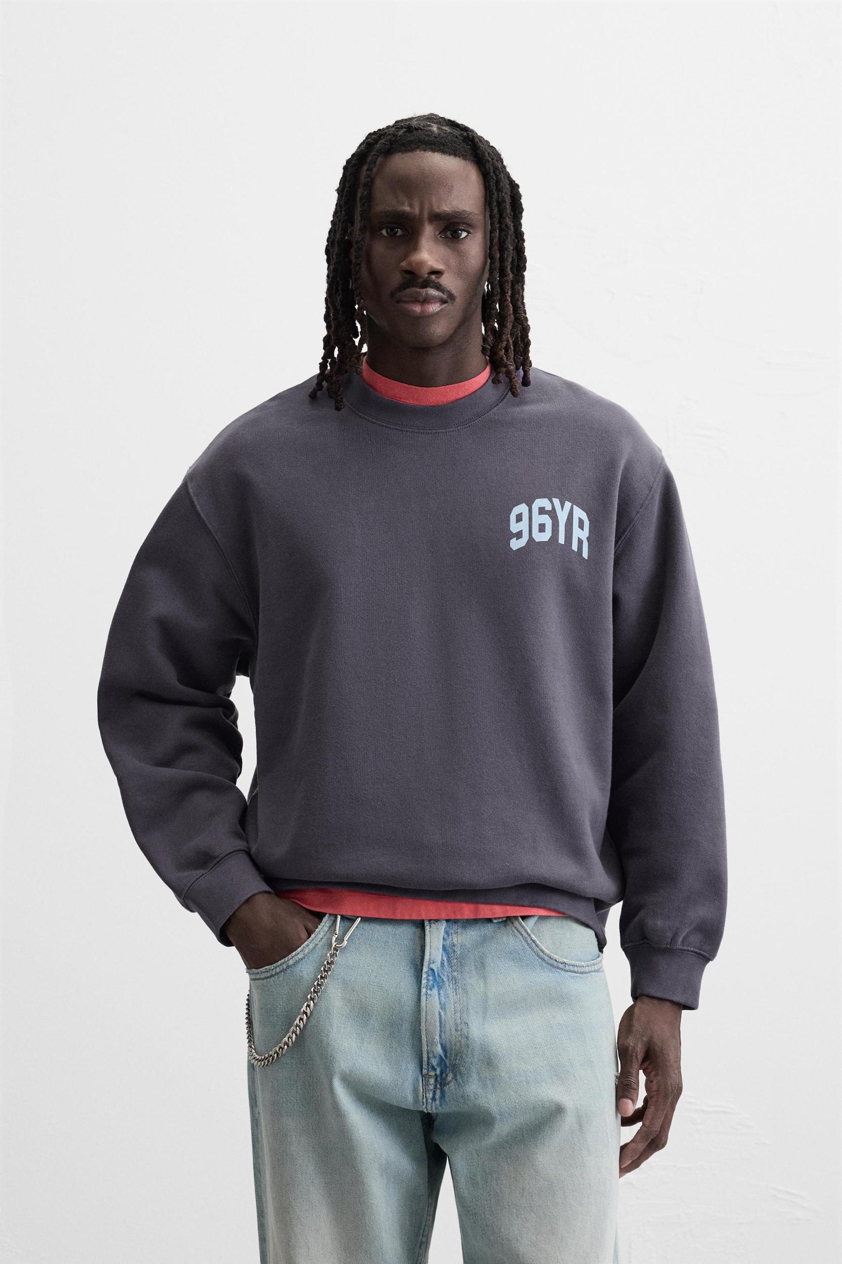 TEXT CREWNECK SWEATSHIRT Product Image