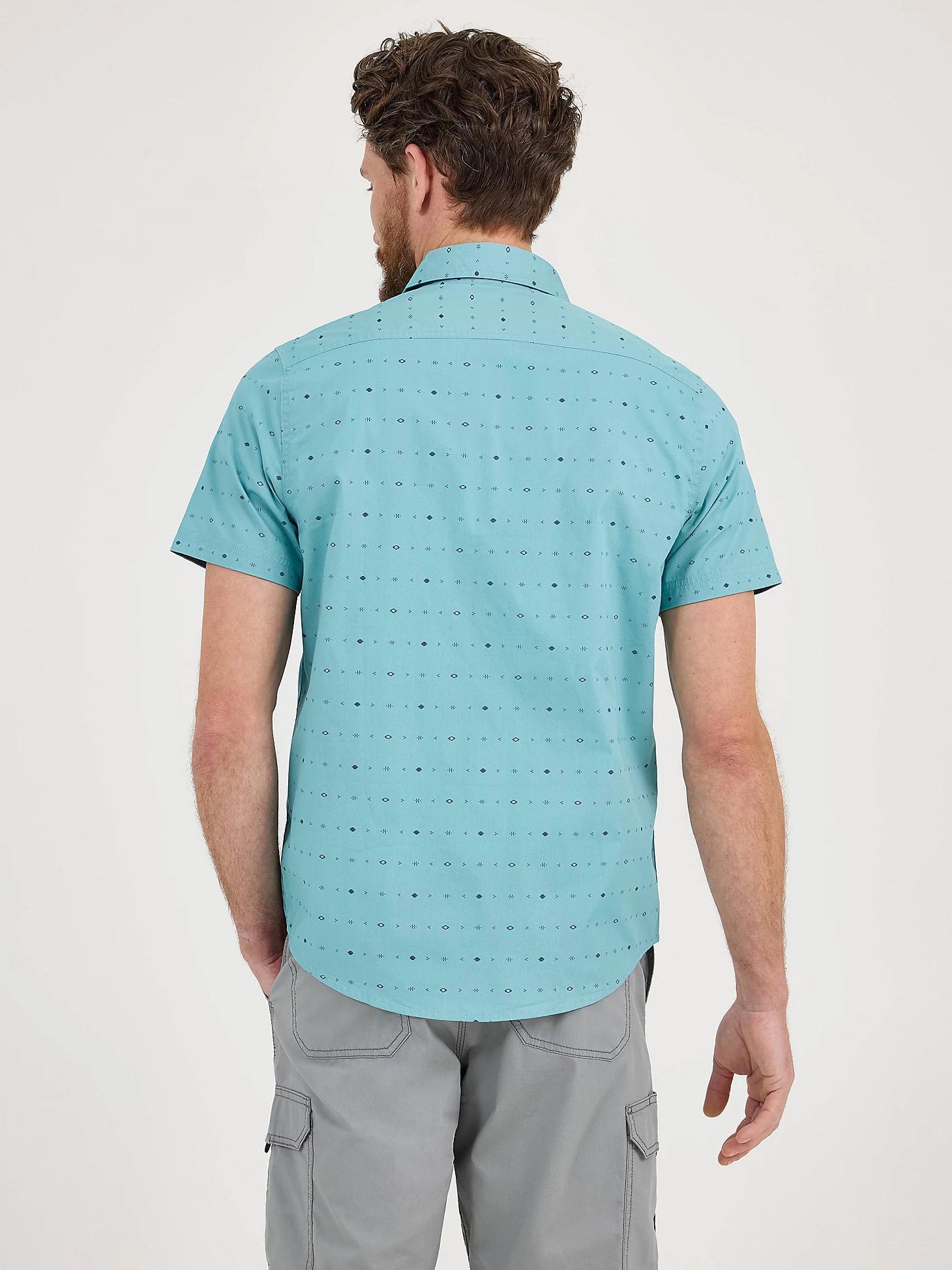 Men's Short Sleeve Stretch Print Button Down Shirt | Men's Tops & Tees | Lee® Product Image