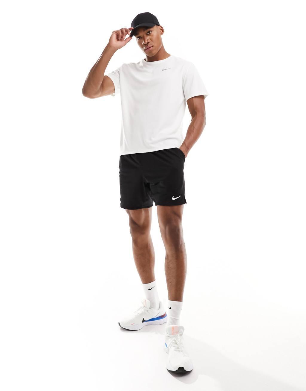 Nike Running Miler Dri-FIT T-shirt in white Product Image