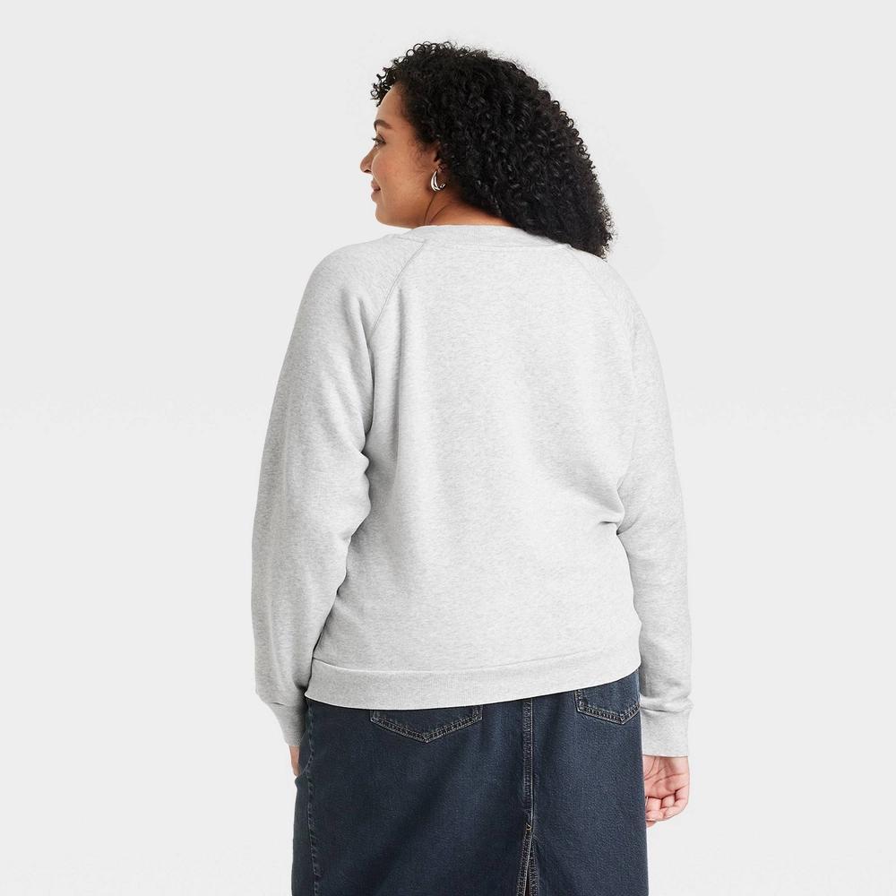 Womens Leisure Studio Sweatshirt - Universal Thread Heather 4X Product Image