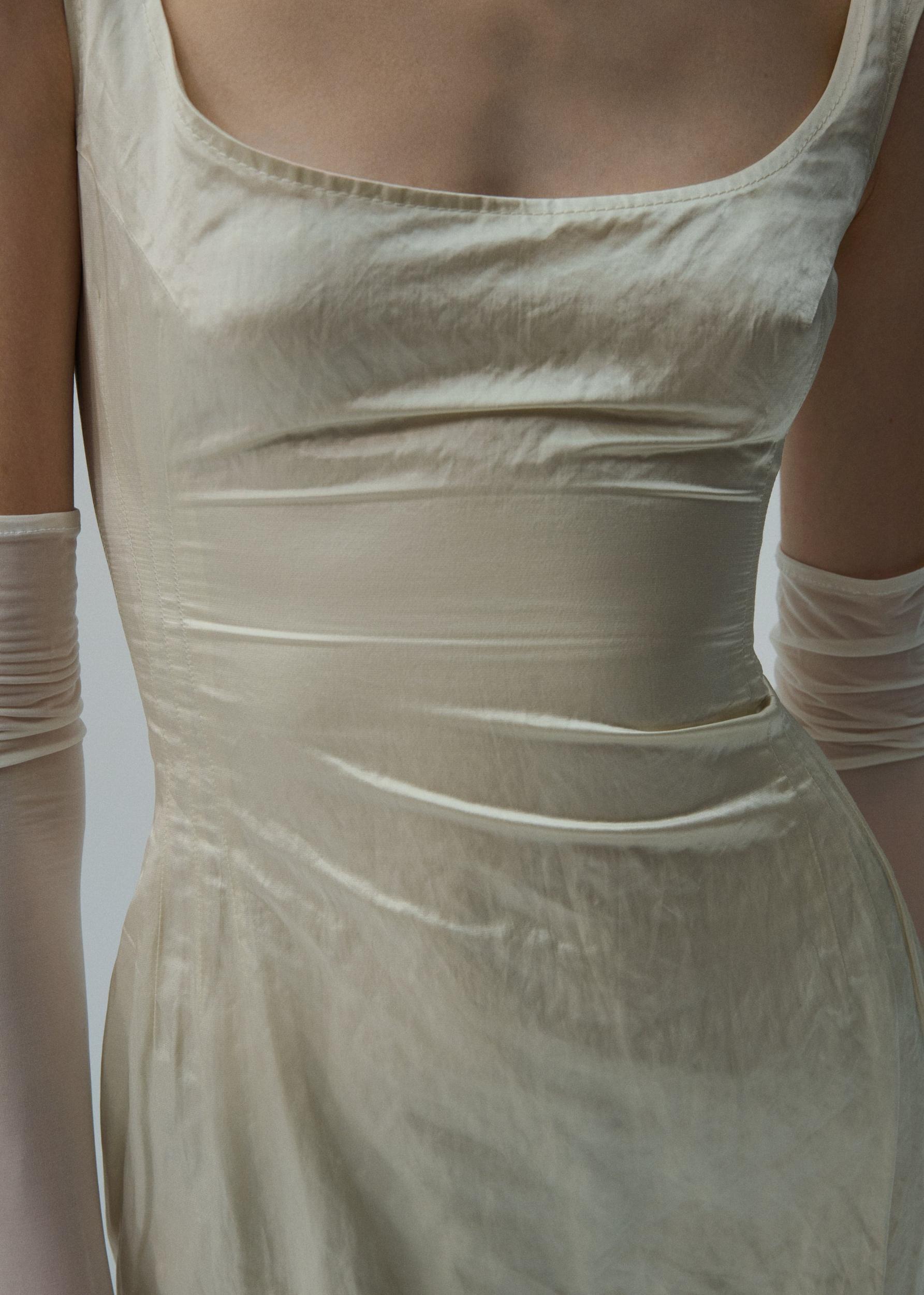 Round neck midi dress in cream Product Image