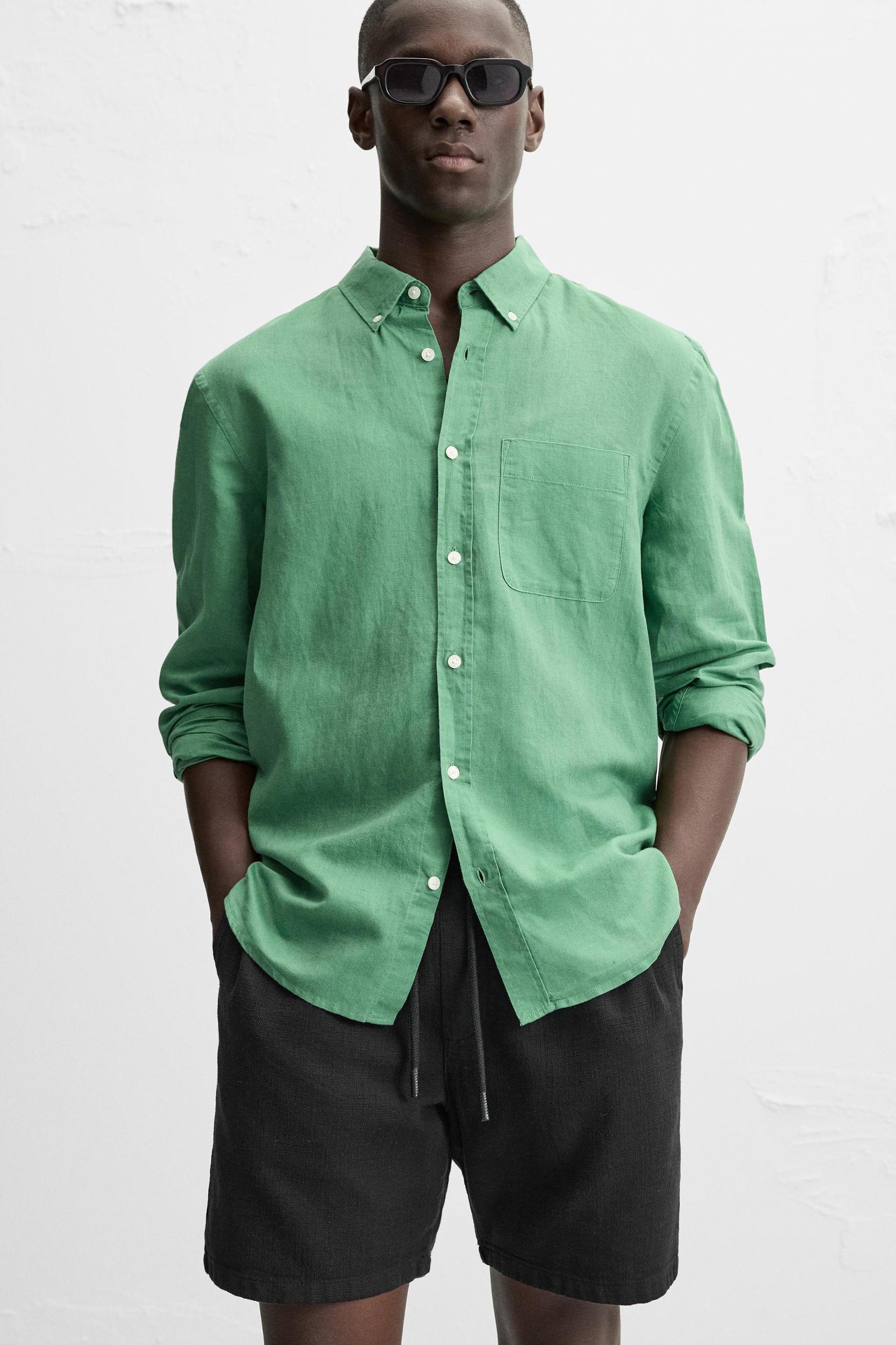 TEXTURED REGULAR FIT SHORTS Product Image