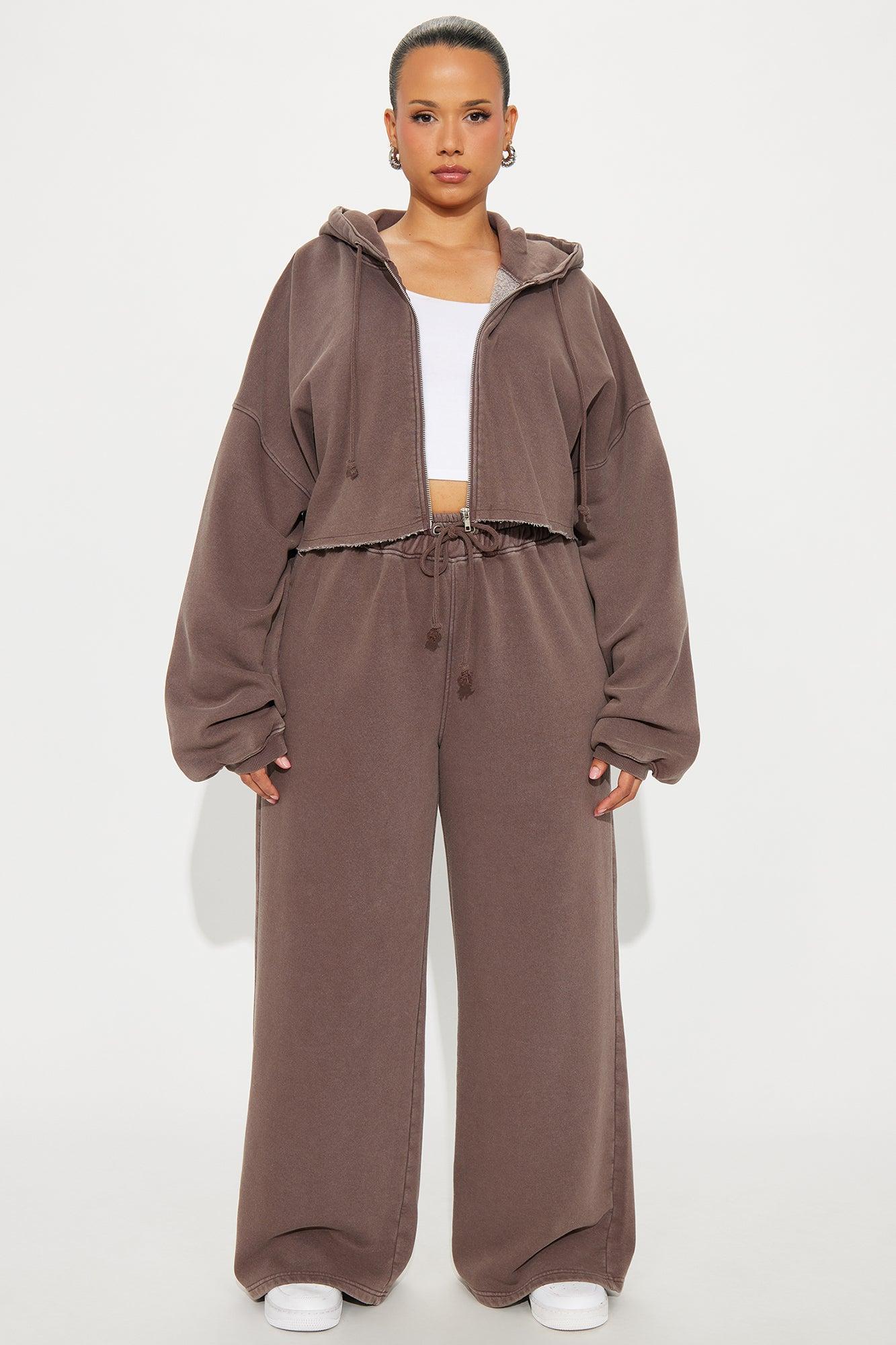 On The Go Fleece Pant Set - Chocolate Female Product Image